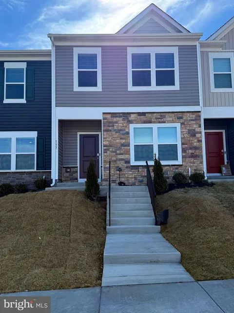 157 Tigney Dr, Stephens City, VA MLS: VAFV2034044