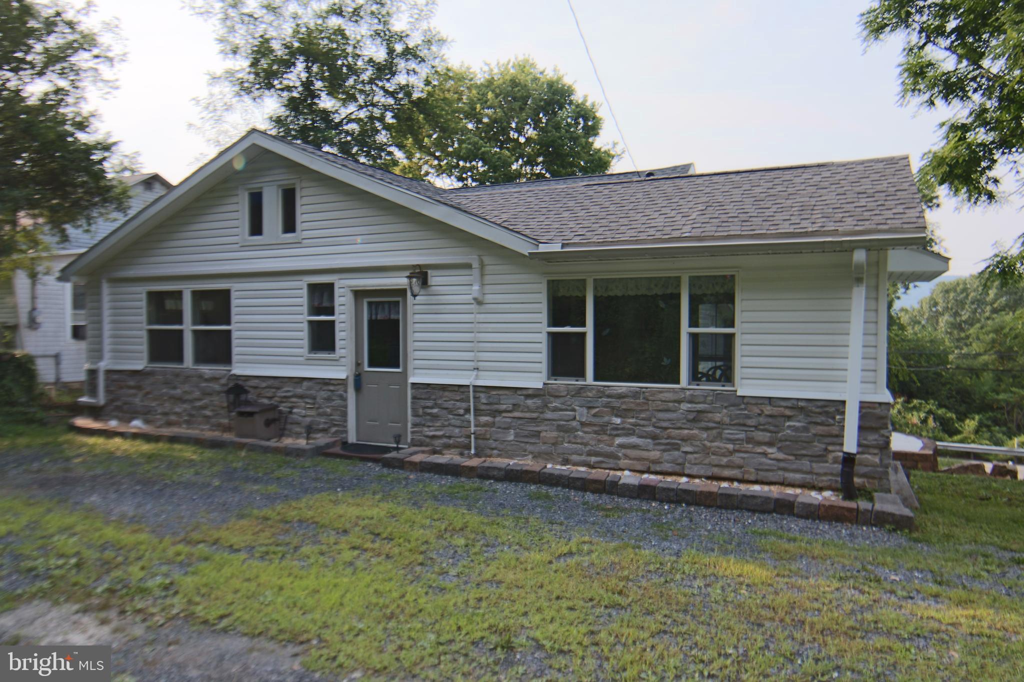 1035 STATE ROAD