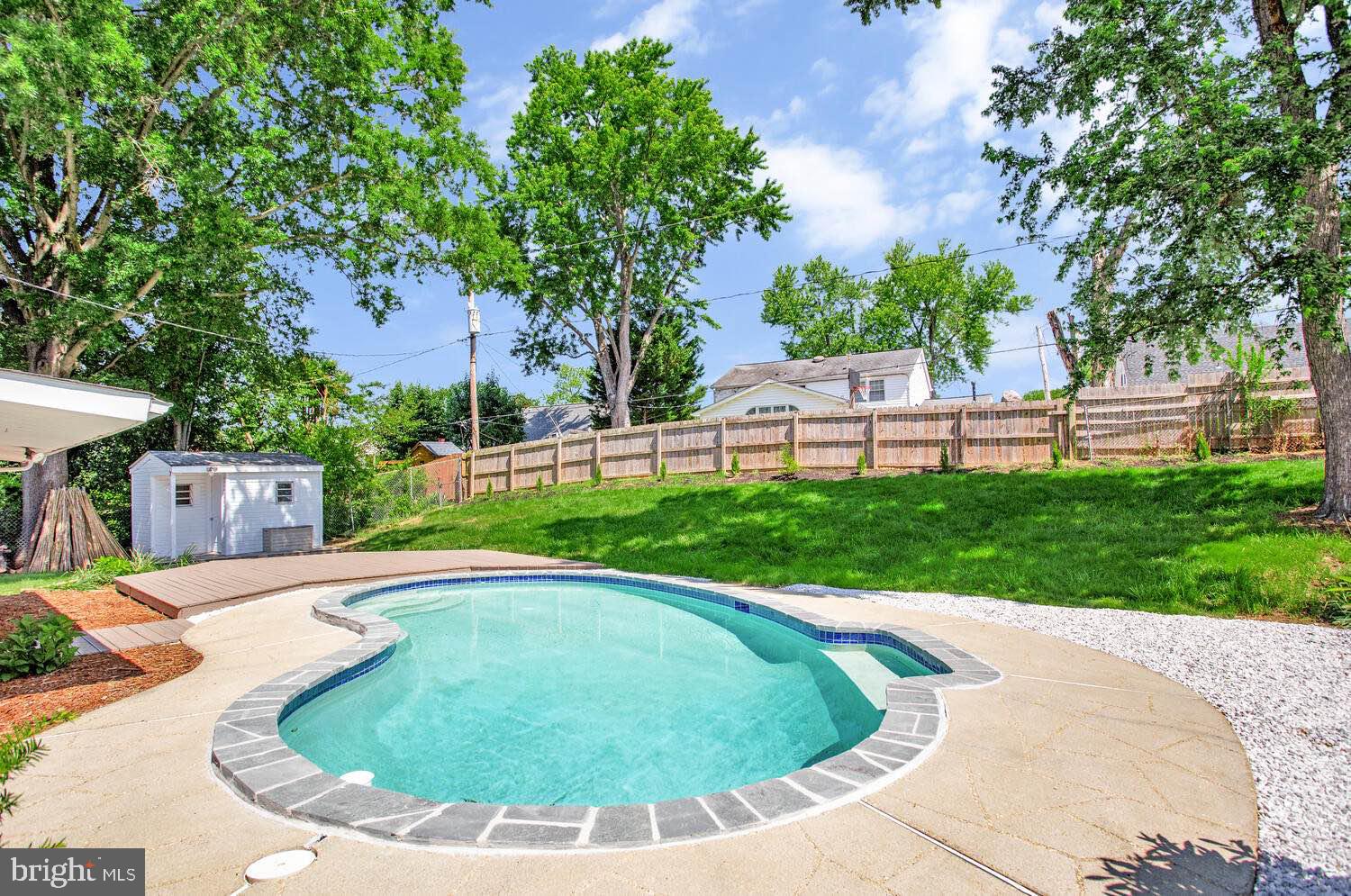 BUCKINGHAM AT BELAIR - Residential