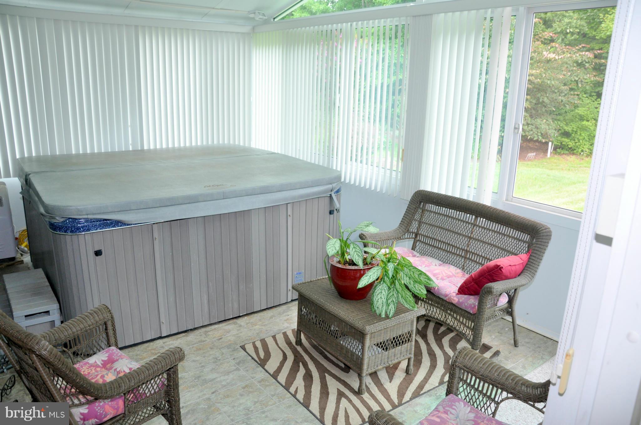 DAWSON LANDING - Residential