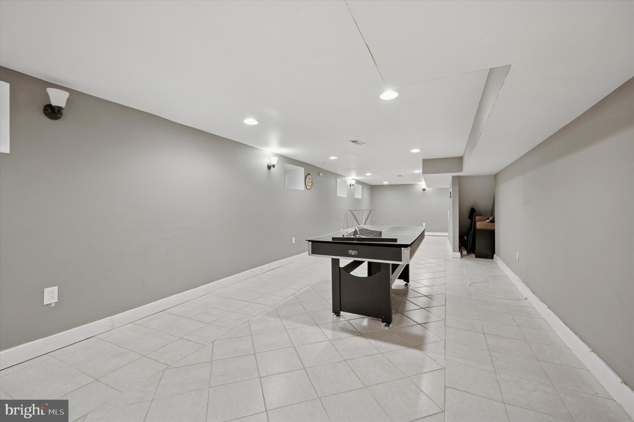 GERMANTOWN - Residential