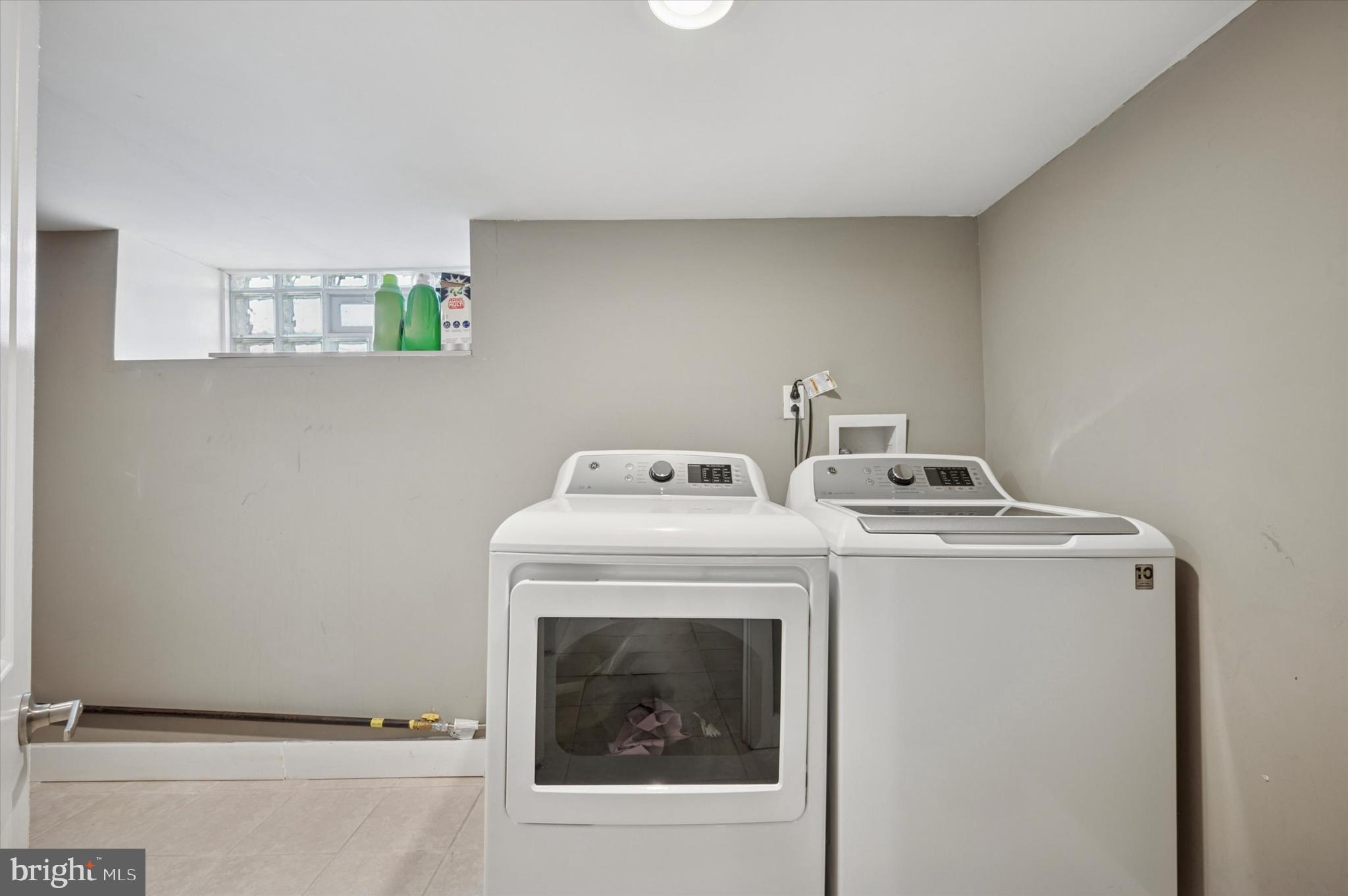 GERMANTOWN - Residential