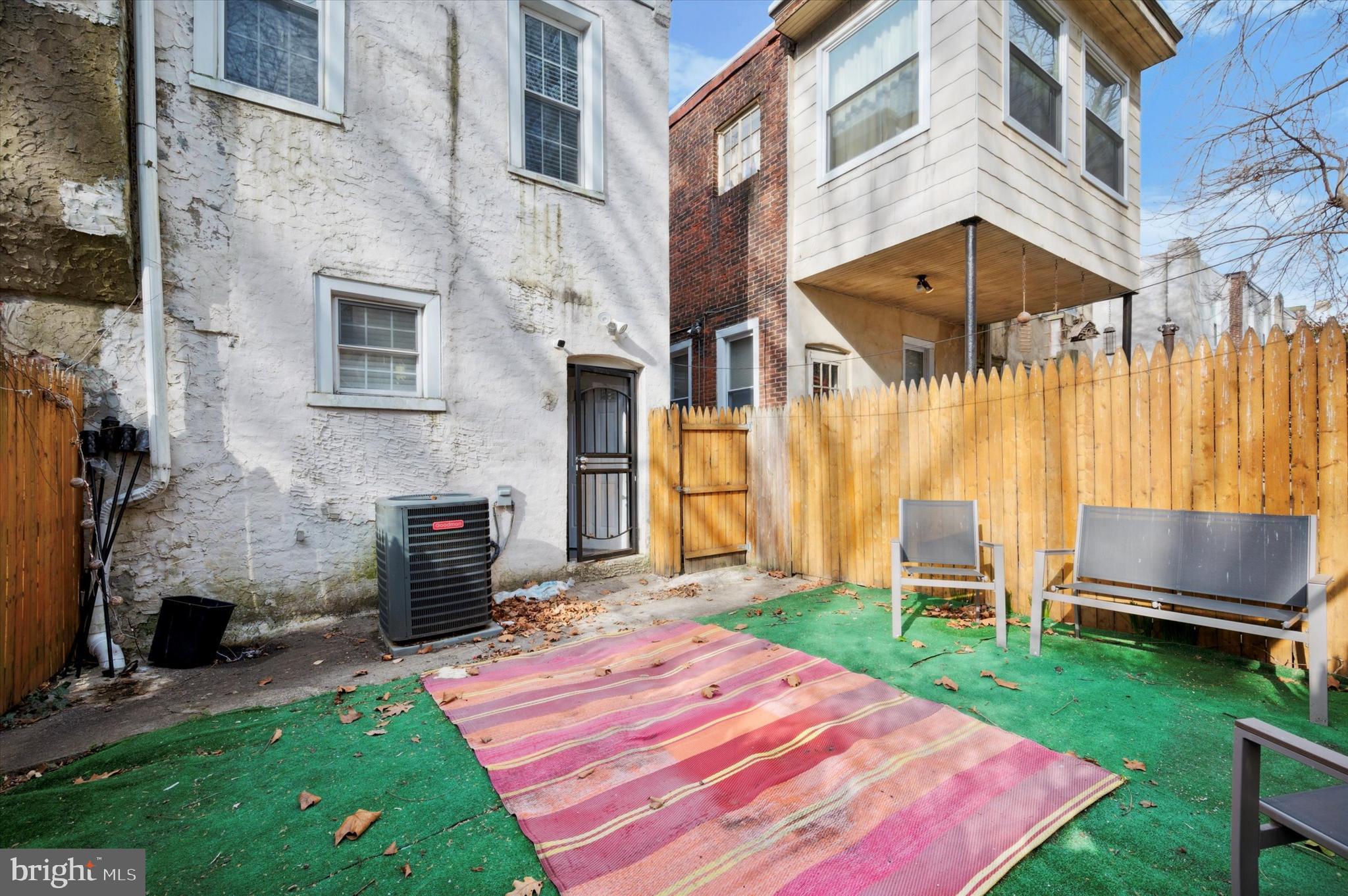 GERMANTOWN - Residential