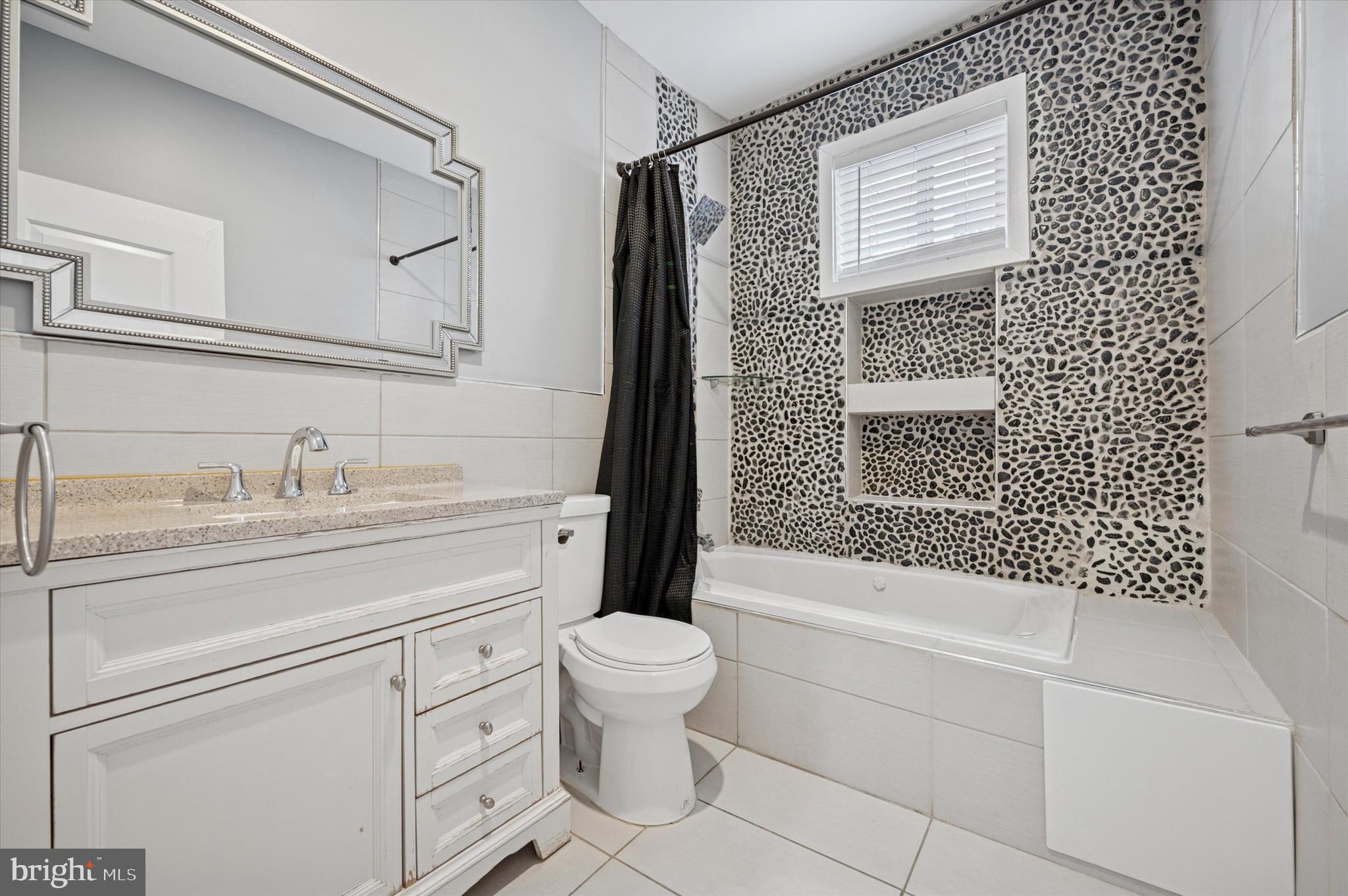 GERMANTOWN - Residential