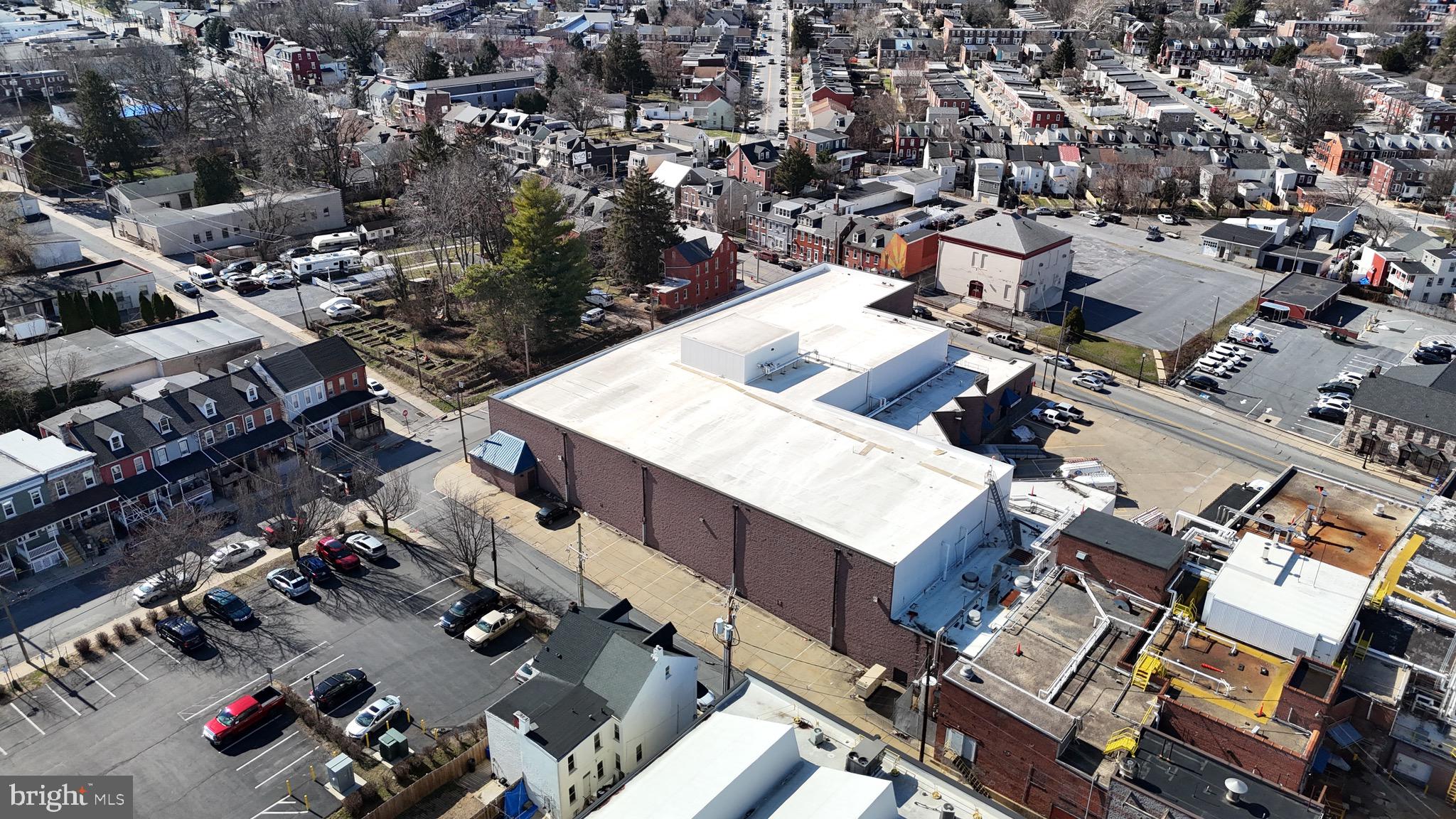 WEST END LANCASTER - Commercial Lease