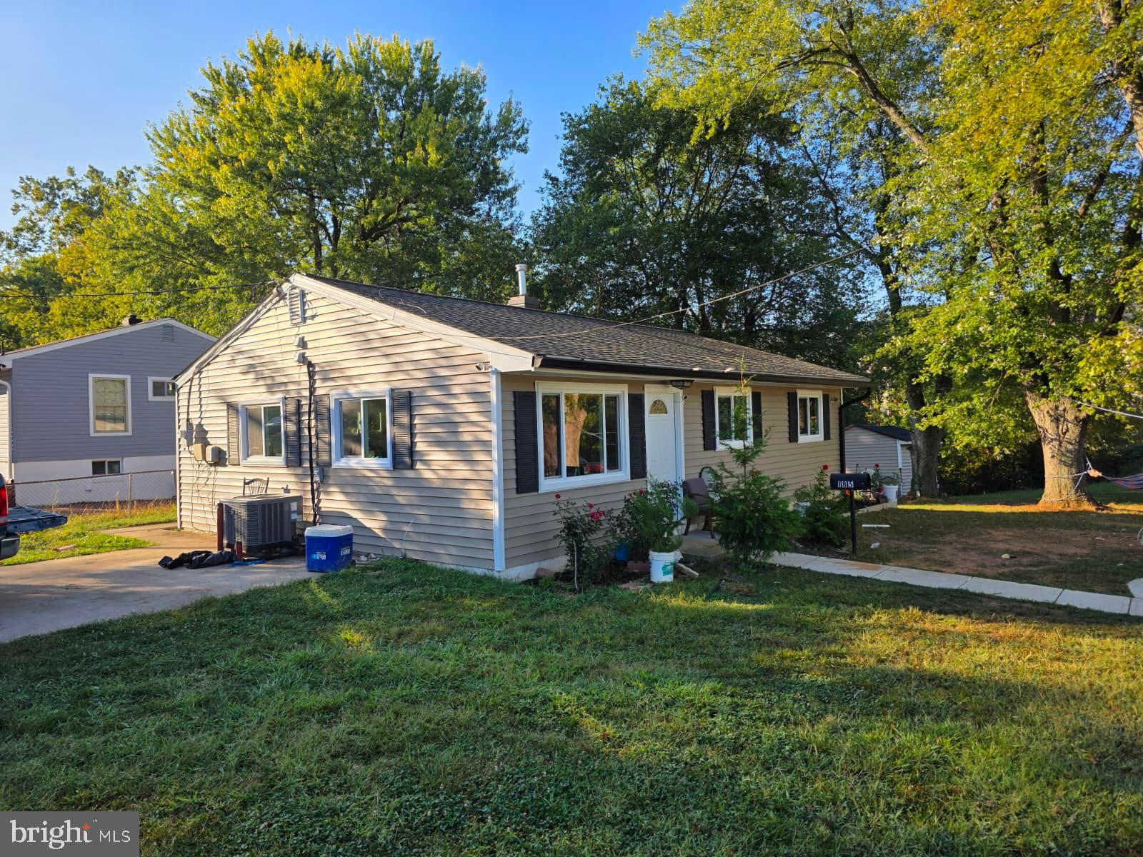 185 CABBEL DRIVE