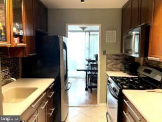 THE FOUNTAINS - Residential