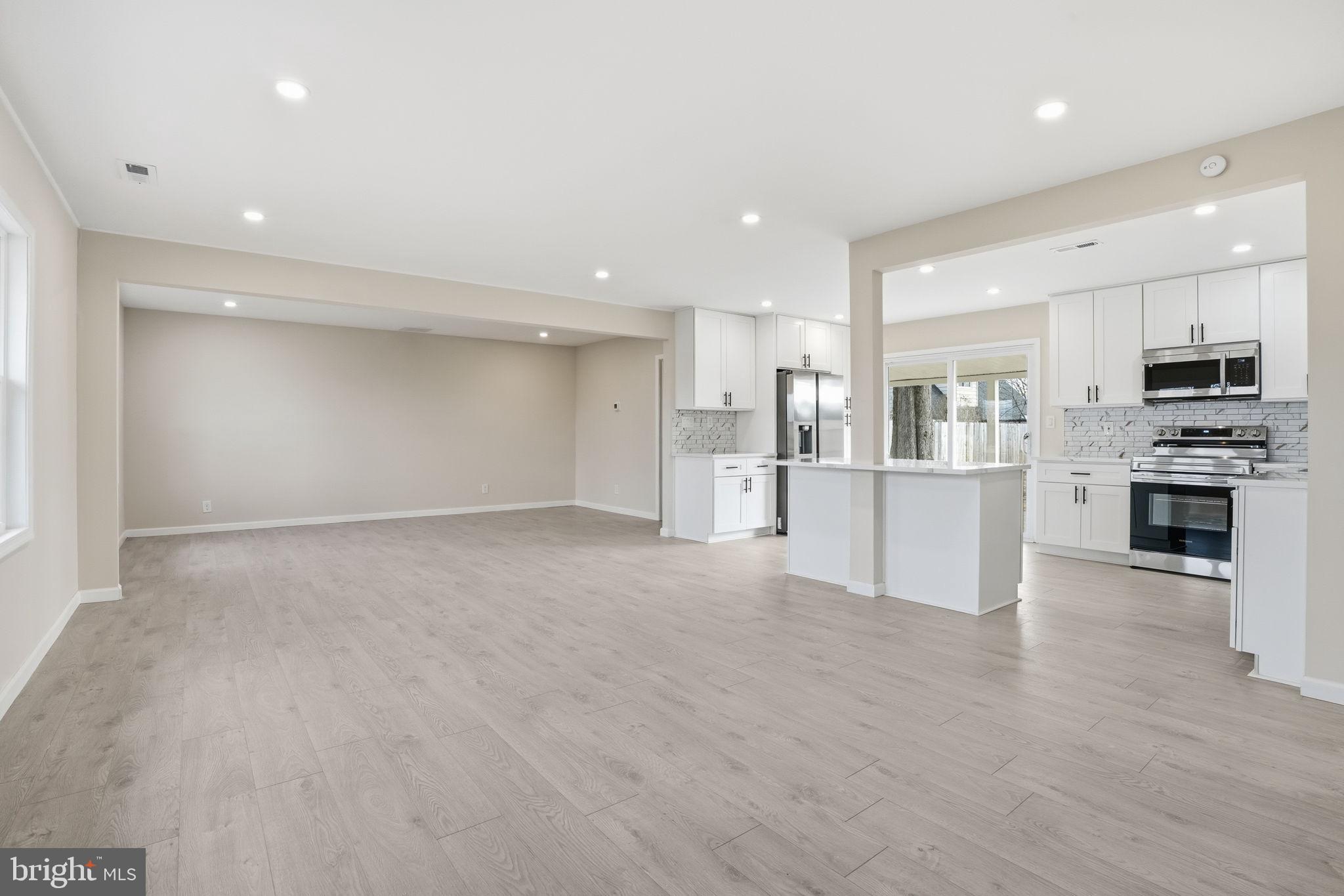 JUNEWOOD - Residential