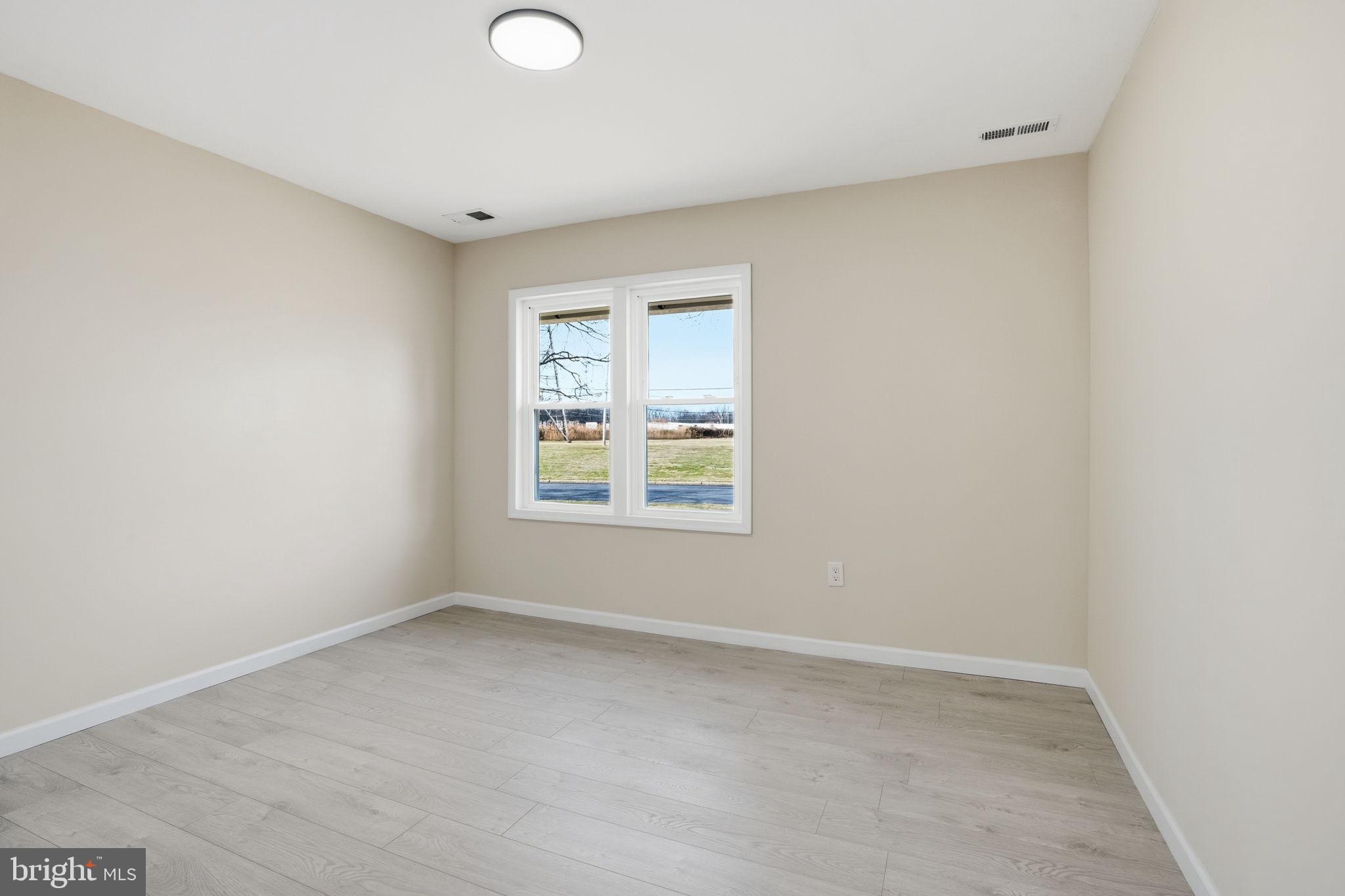 JUNEWOOD - Residential