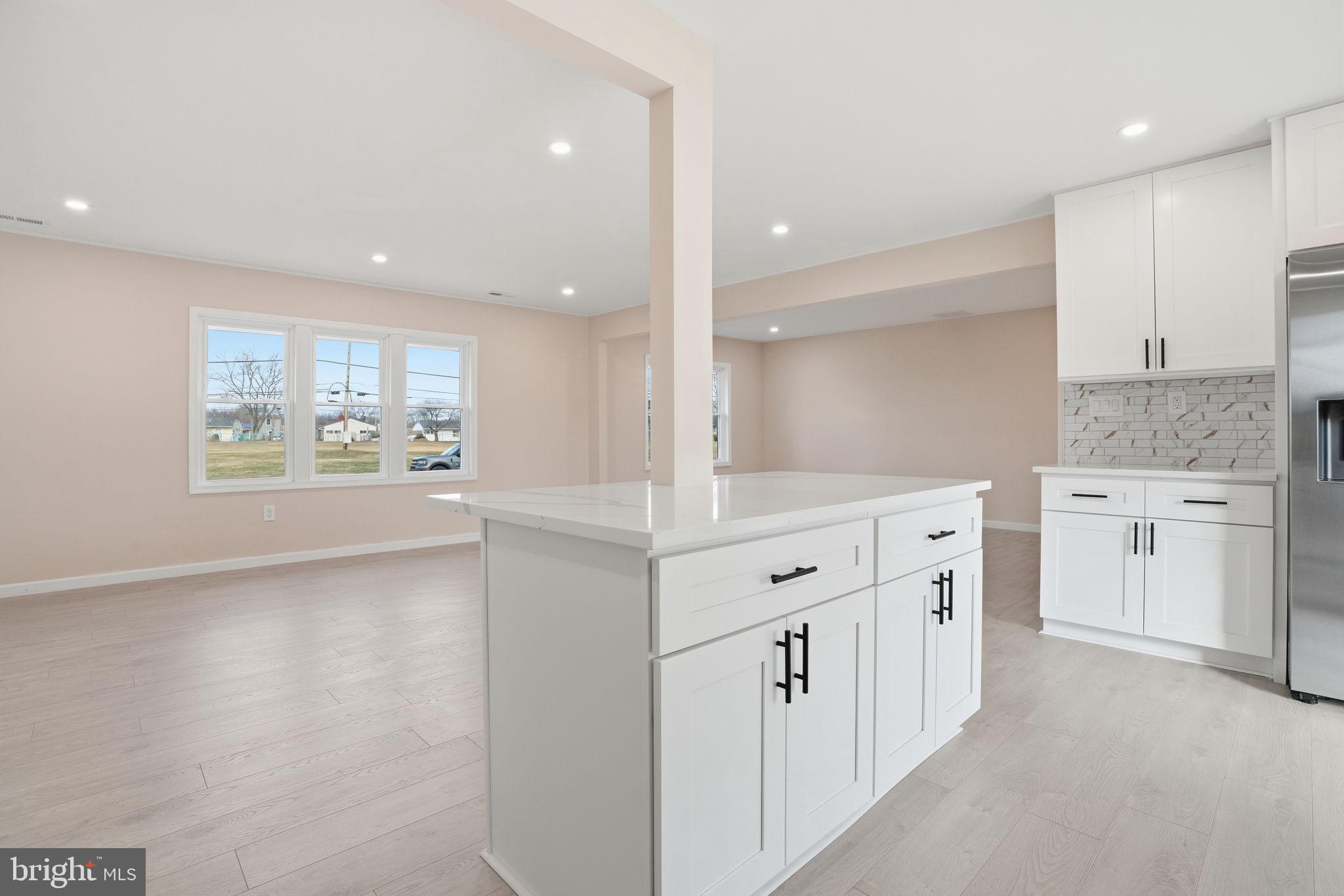 JUNEWOOD - Residential