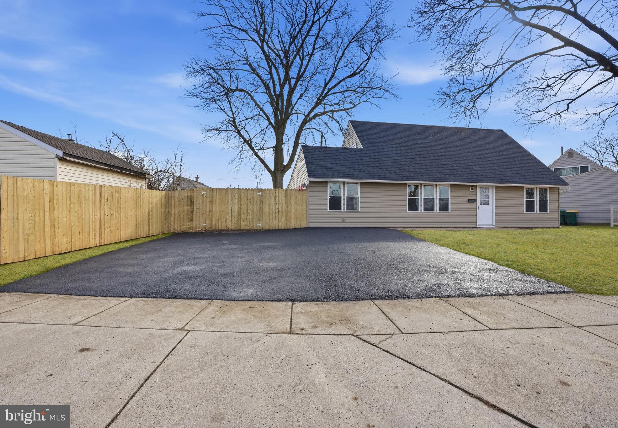 JUNEWOOD - Residential