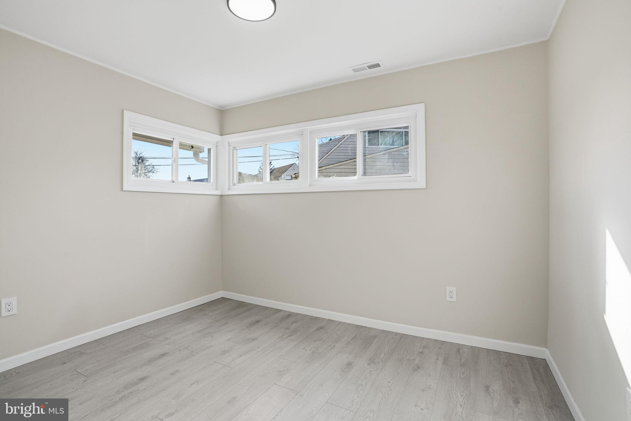 JUNEWOOD - Residential