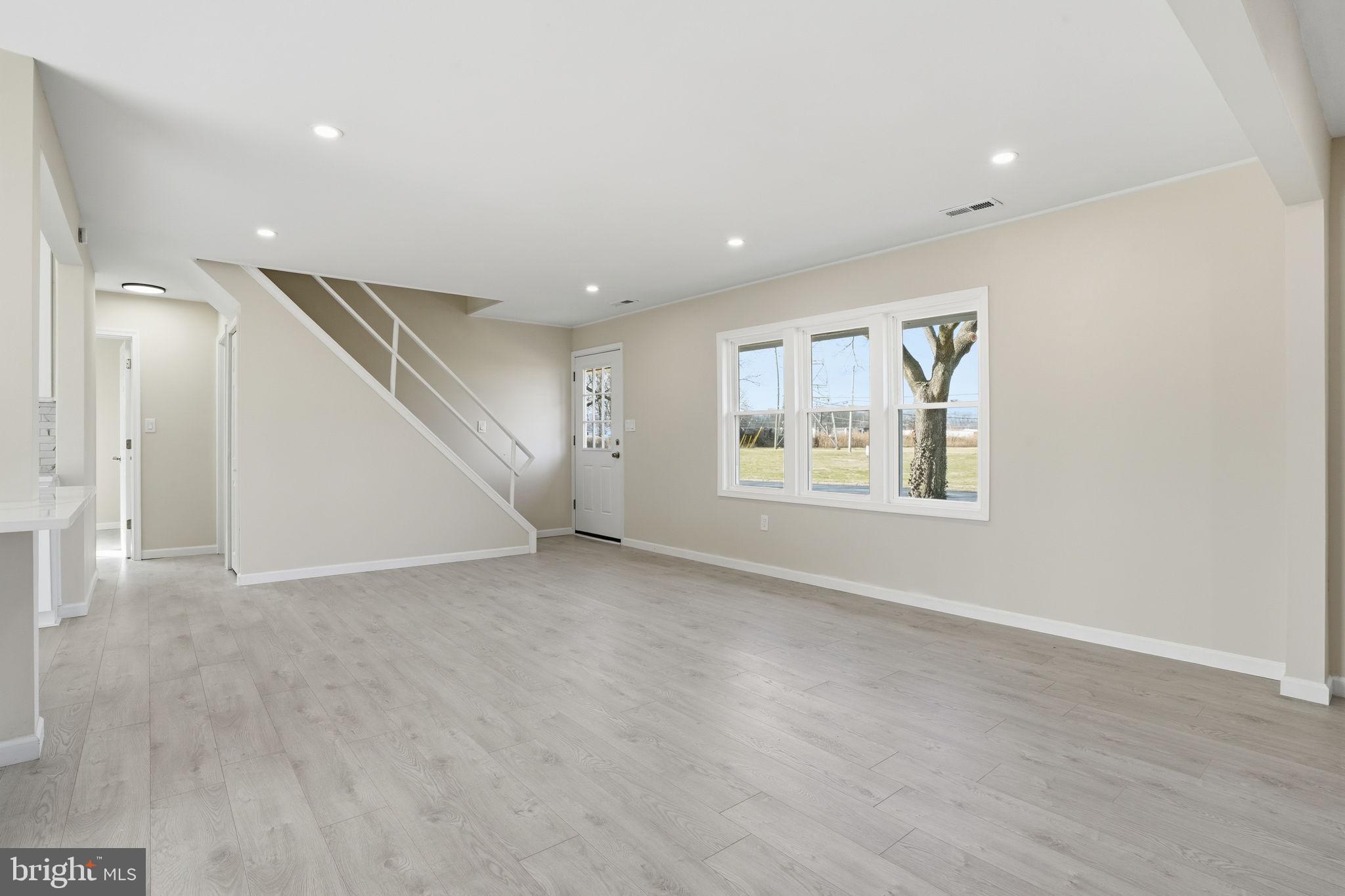 JUNEWOOD - Residential