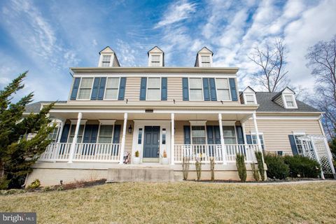 Photo of 14419 Scherazade Place, LEESBURG, VA 20176 (MLS # VALO2132016)