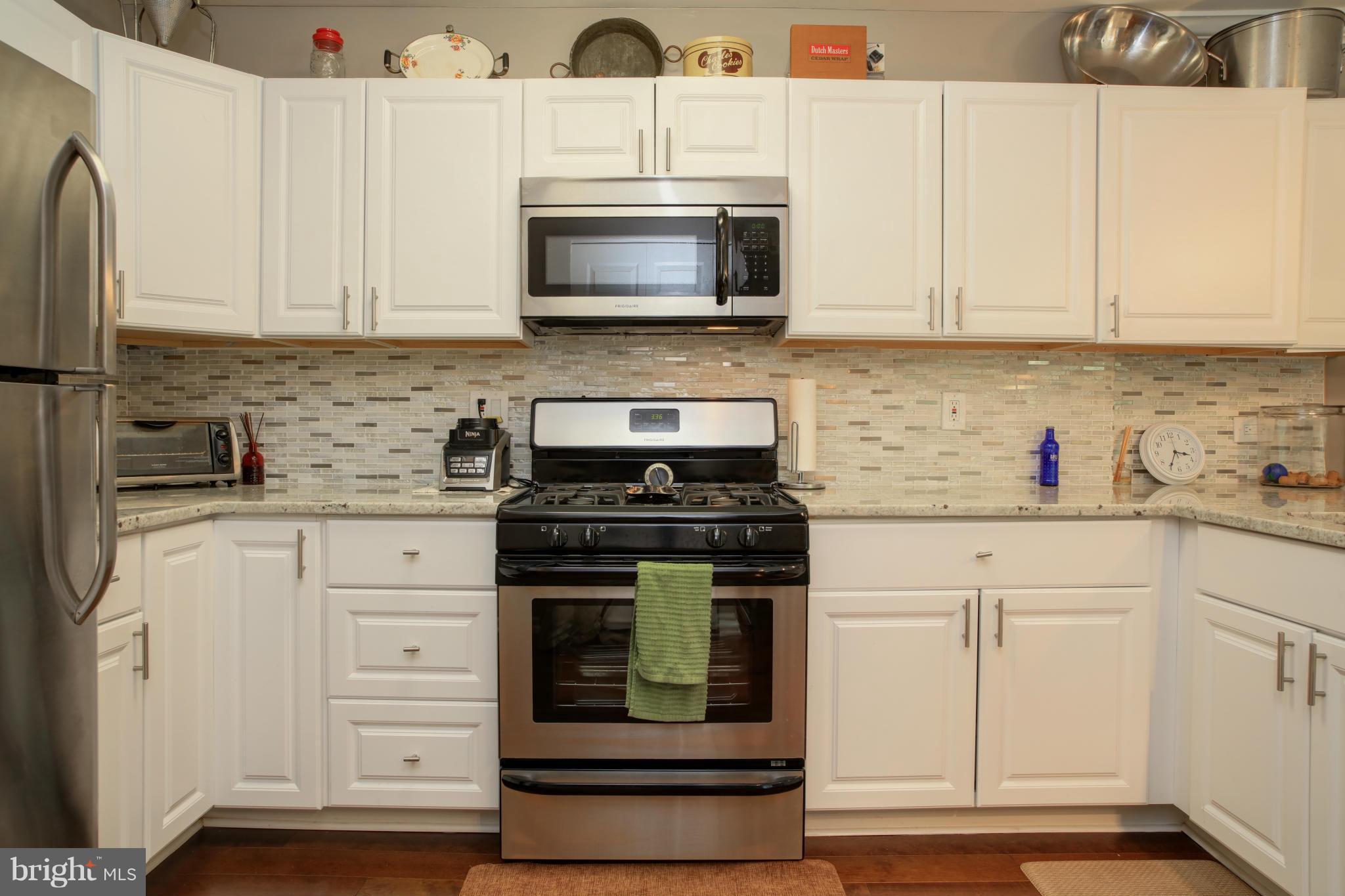 COLCHESTER TOWNE - Residential