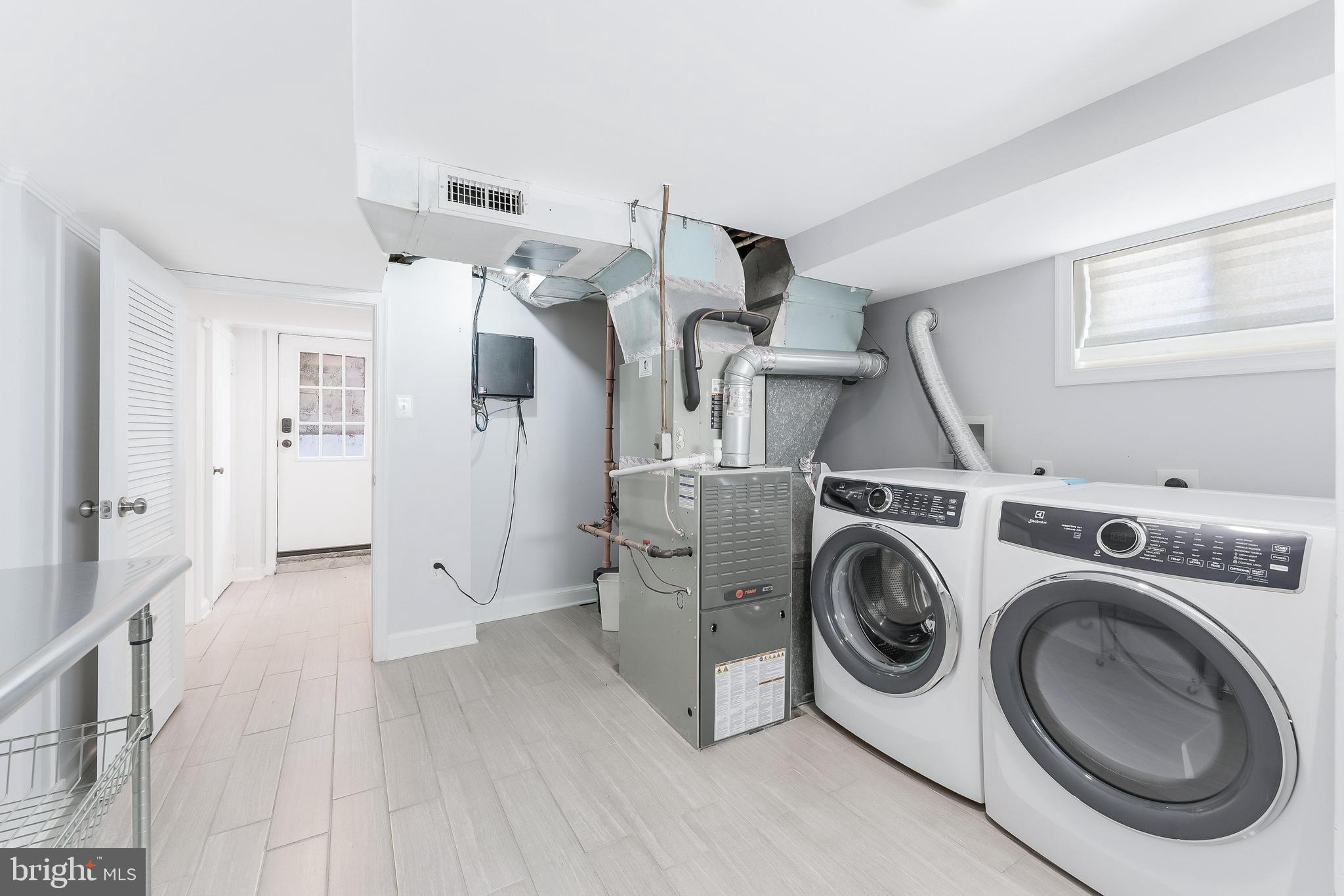 WESTOVER - Residential Lease