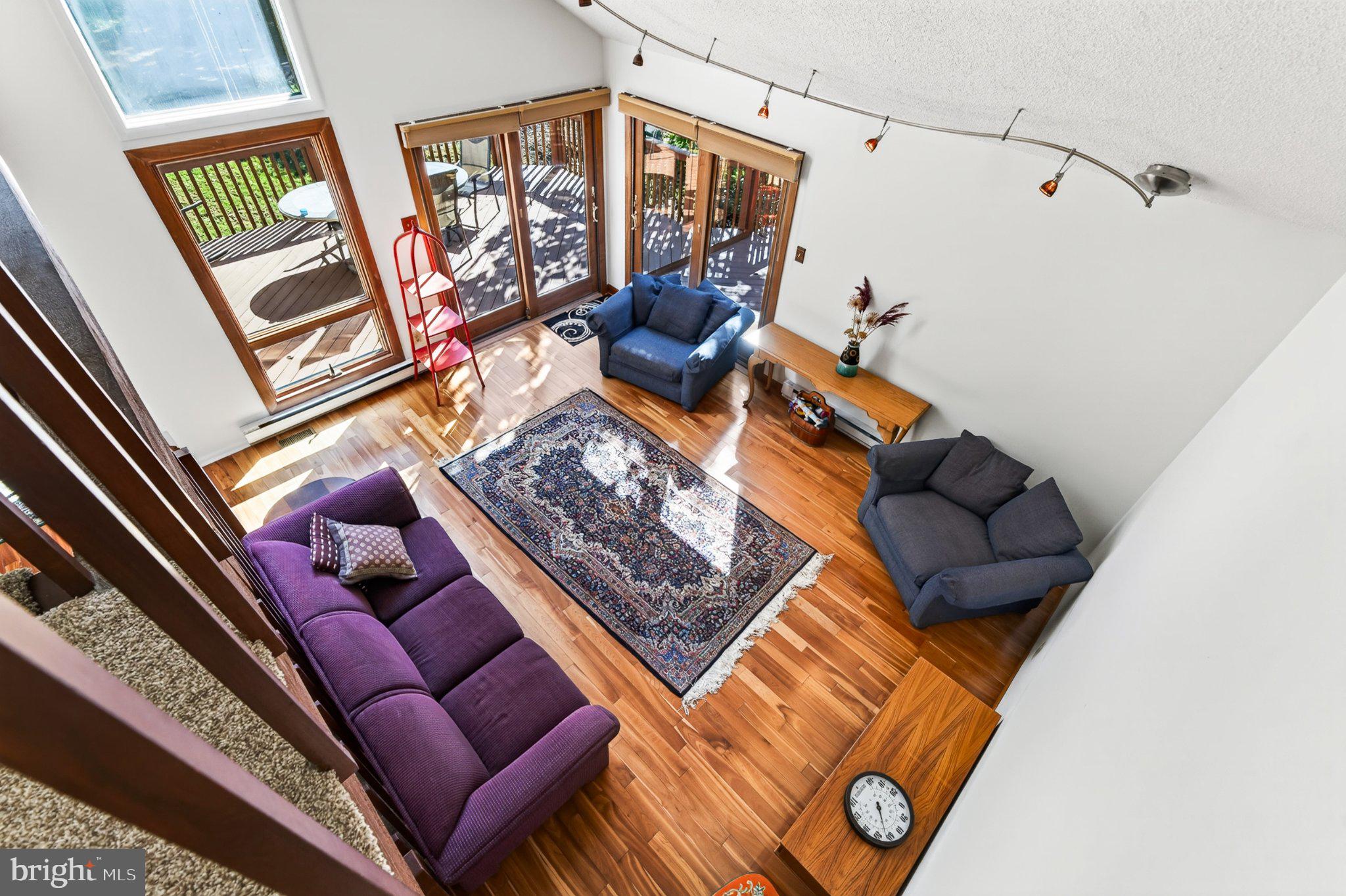 1461 OVERHILL ROAD