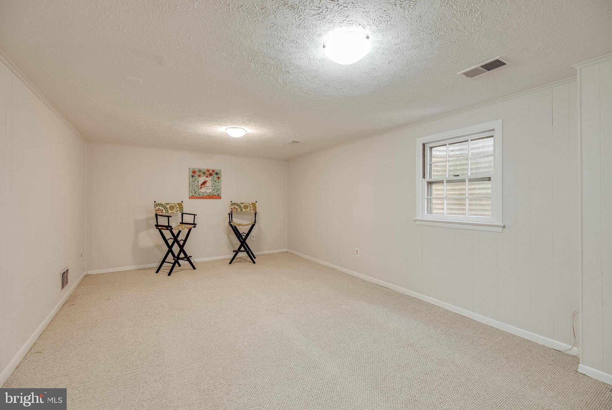 DANBURY FOREST - Residential