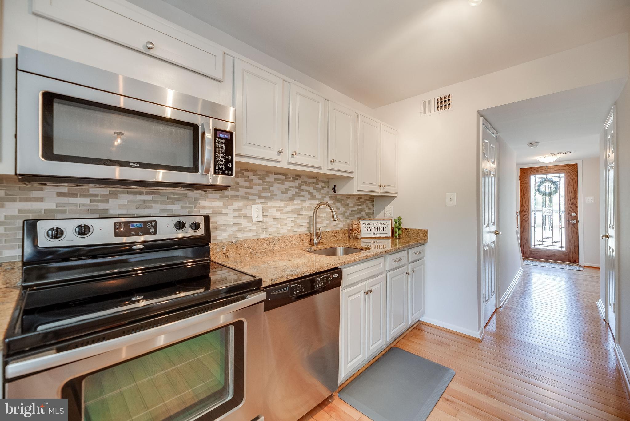 DANBURY FOREST - Residential