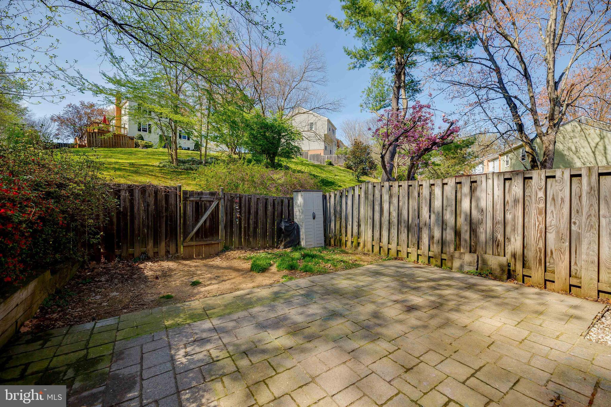 DANBURY FOREST - Residential