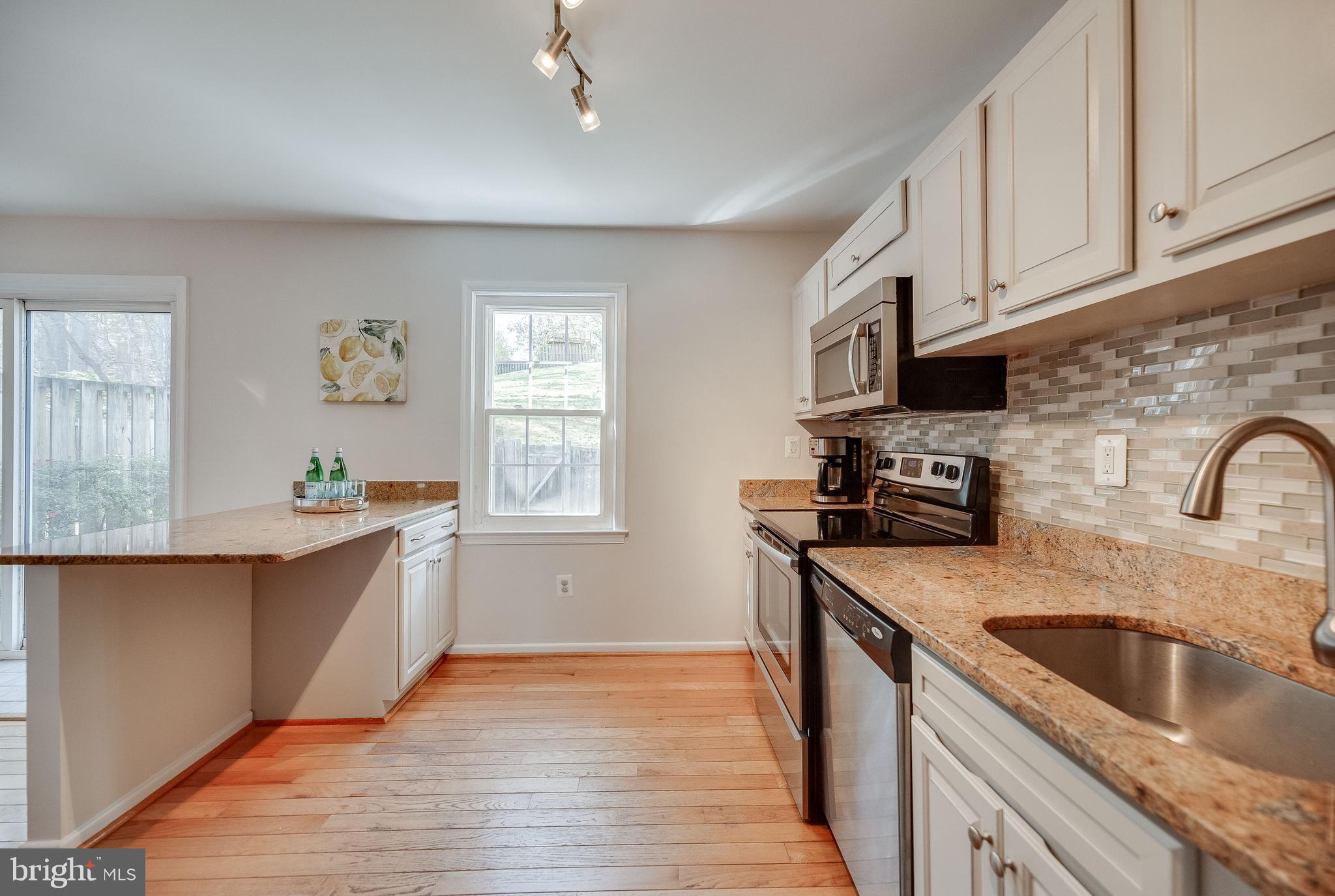 DANBURY FOREST - Residential