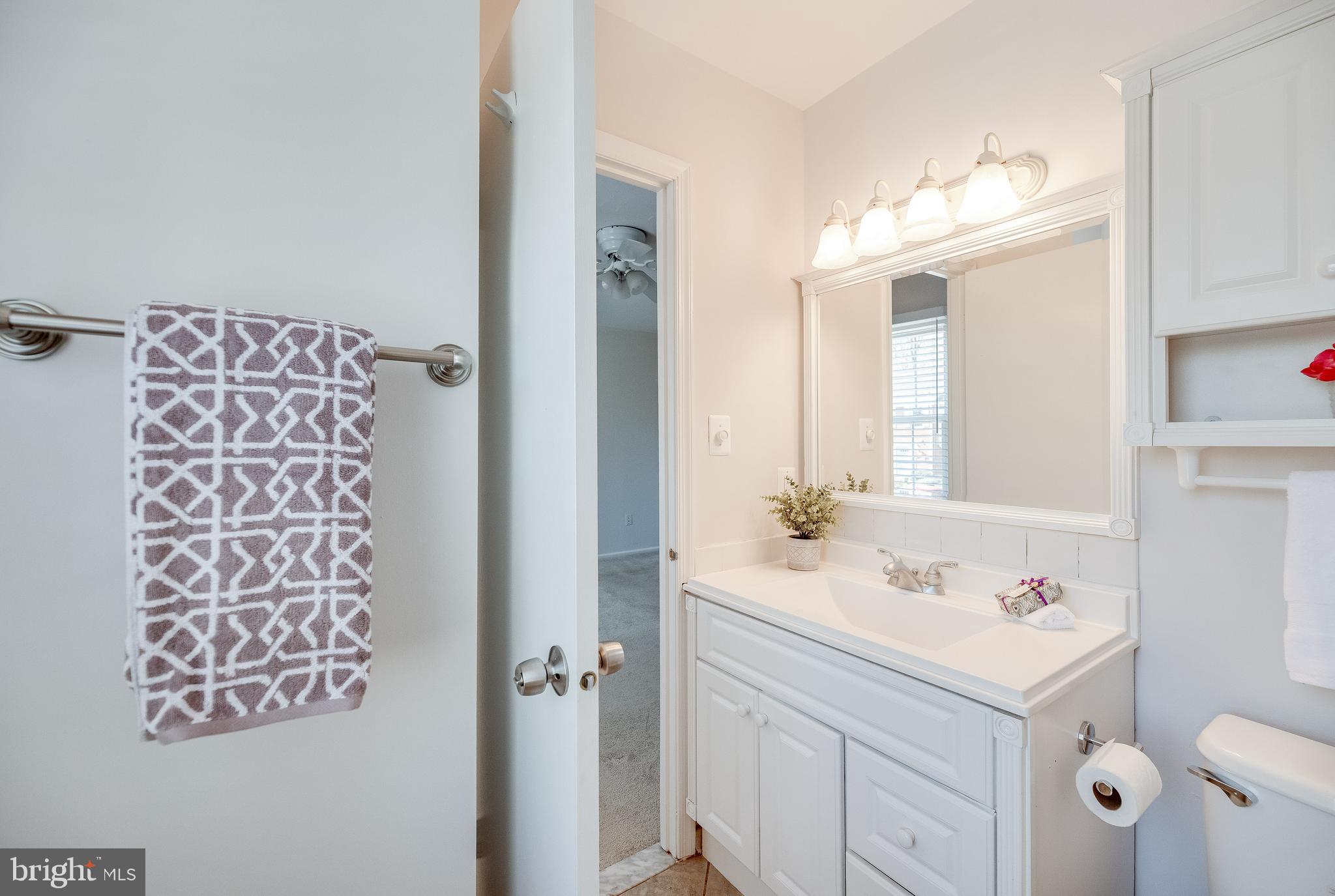 DANBURY FOREST - Residential