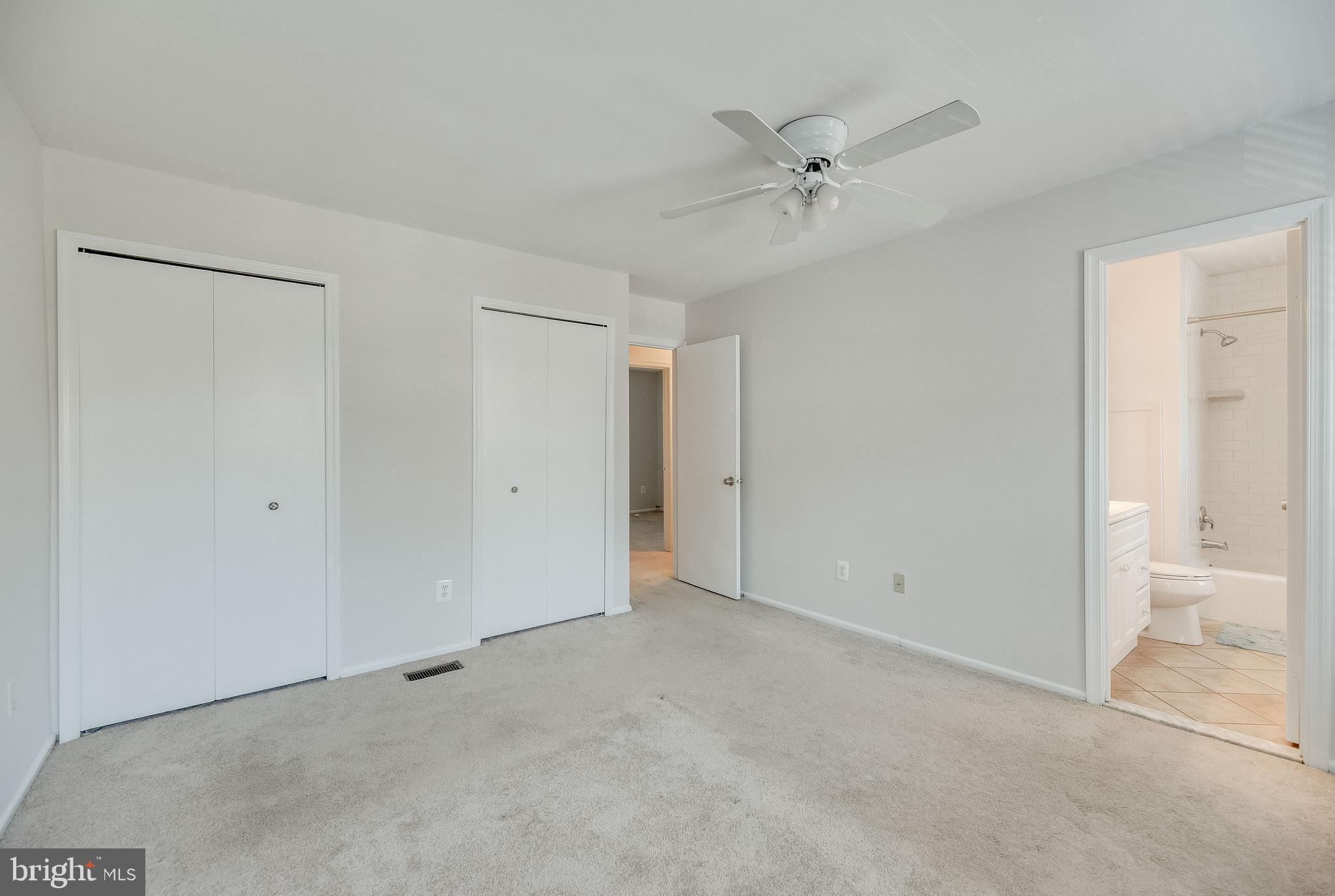 DANBURY FOREST - Residential