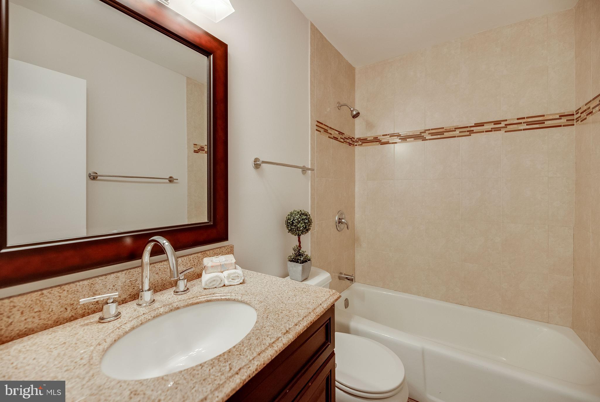 DANBURY FOREST - Residential