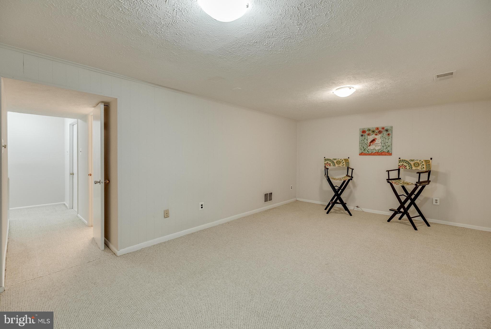 DANBURY FOREST - Residential