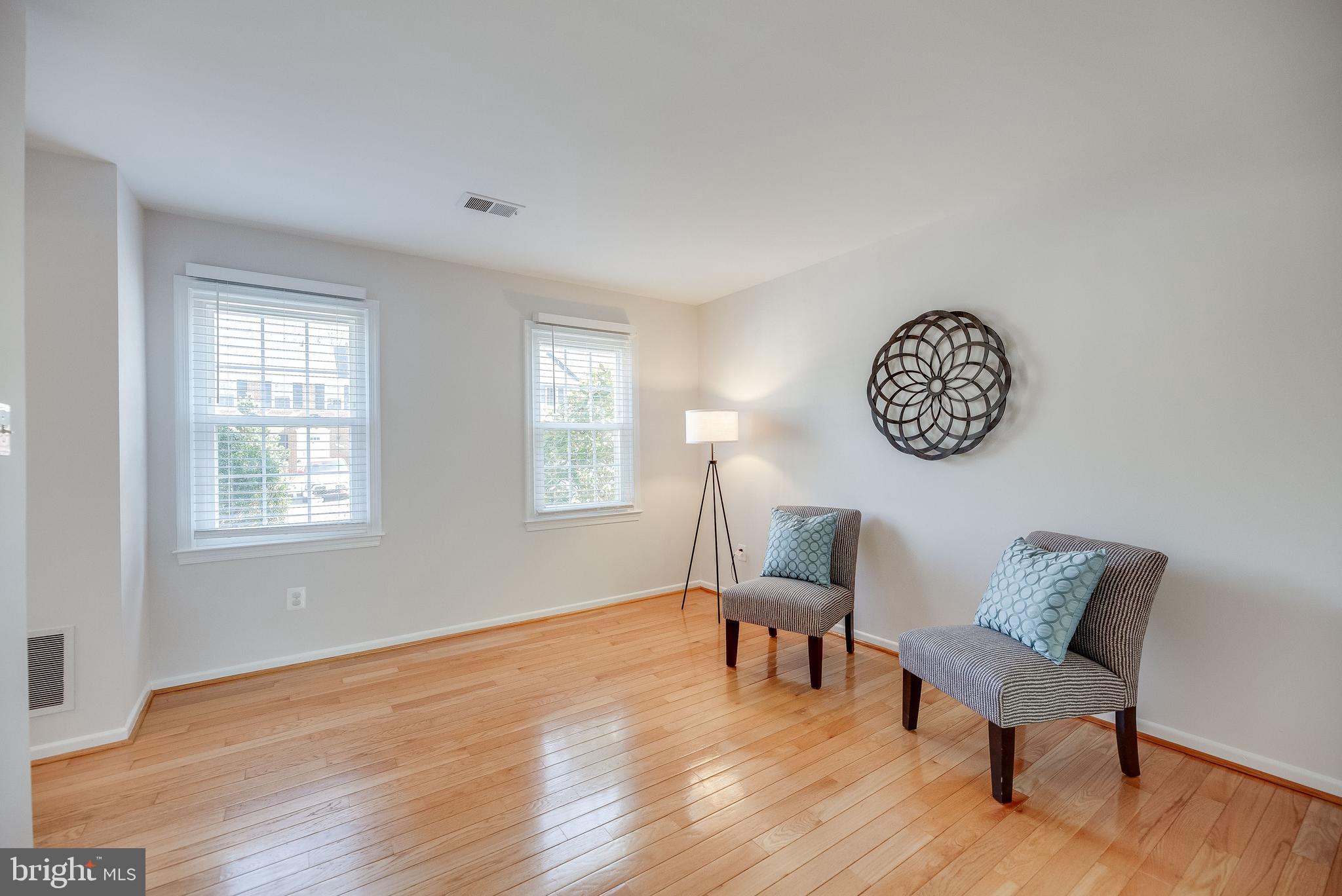 DANBURY FOREST - Residential