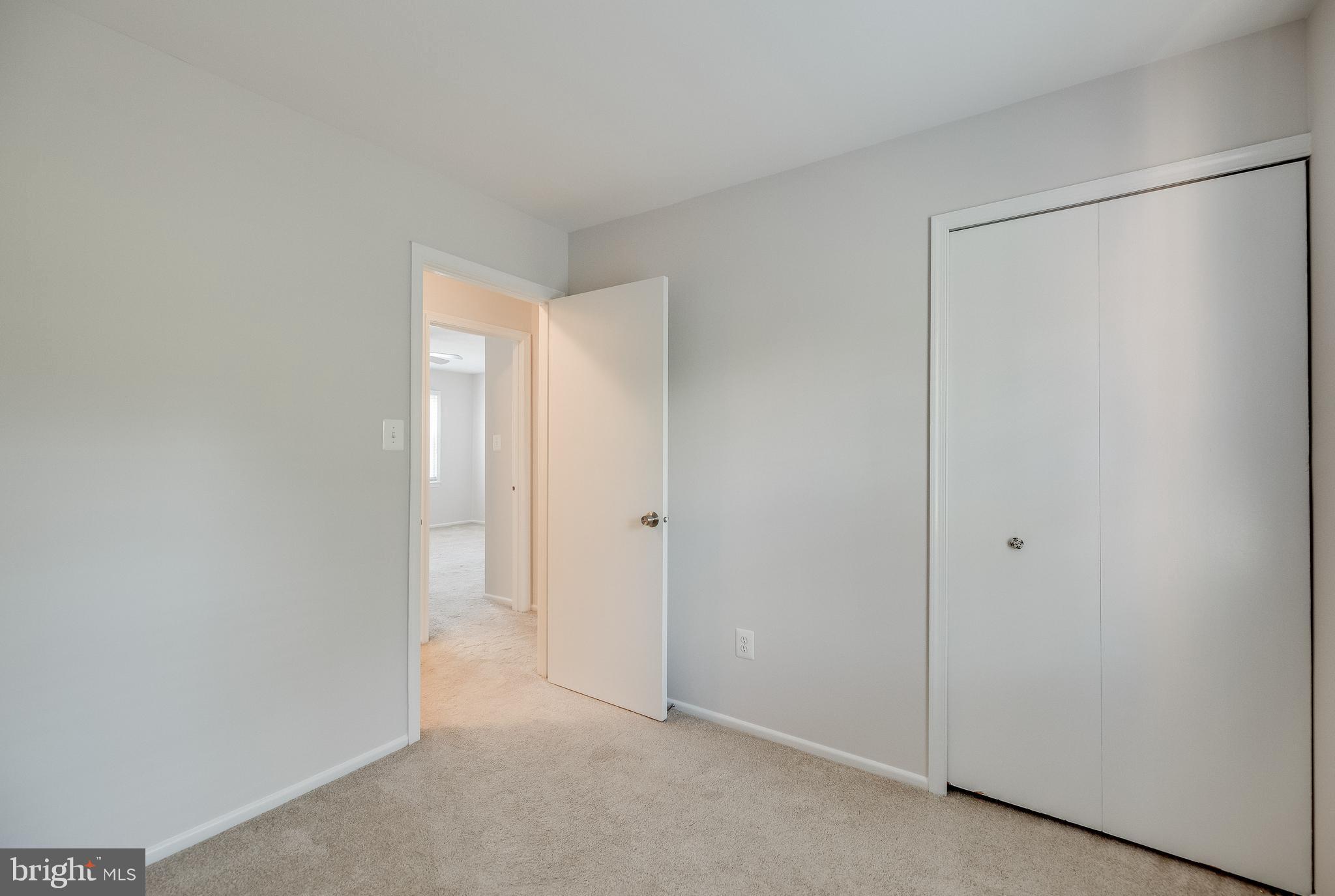 DANBURY FOREST - Residential