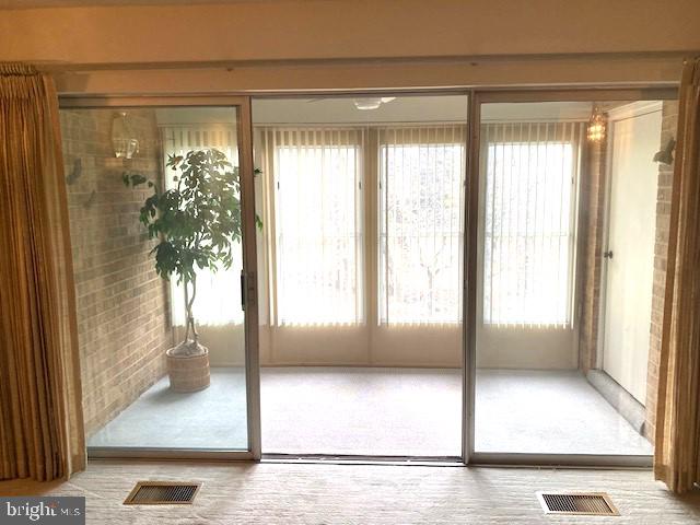 ROSSMOOR MUTUAL #5 - Residential Lease