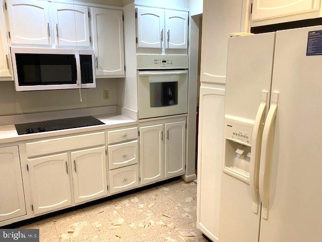 ROSSMOOR MUTUAL #5 - Residential Lease