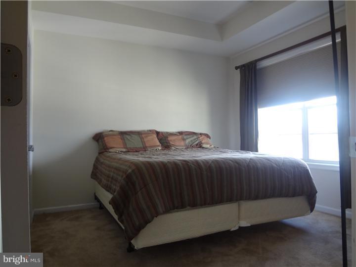 RENAISSANCE PLACE S - Residential Lease