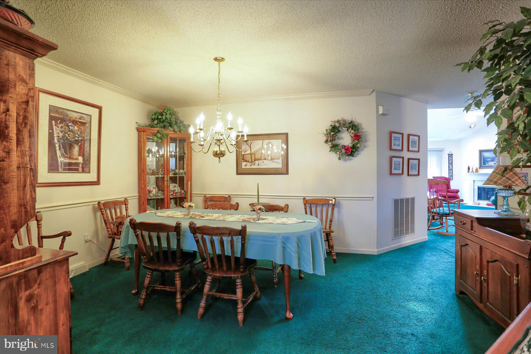 2865 OAKWOOD DRIVE