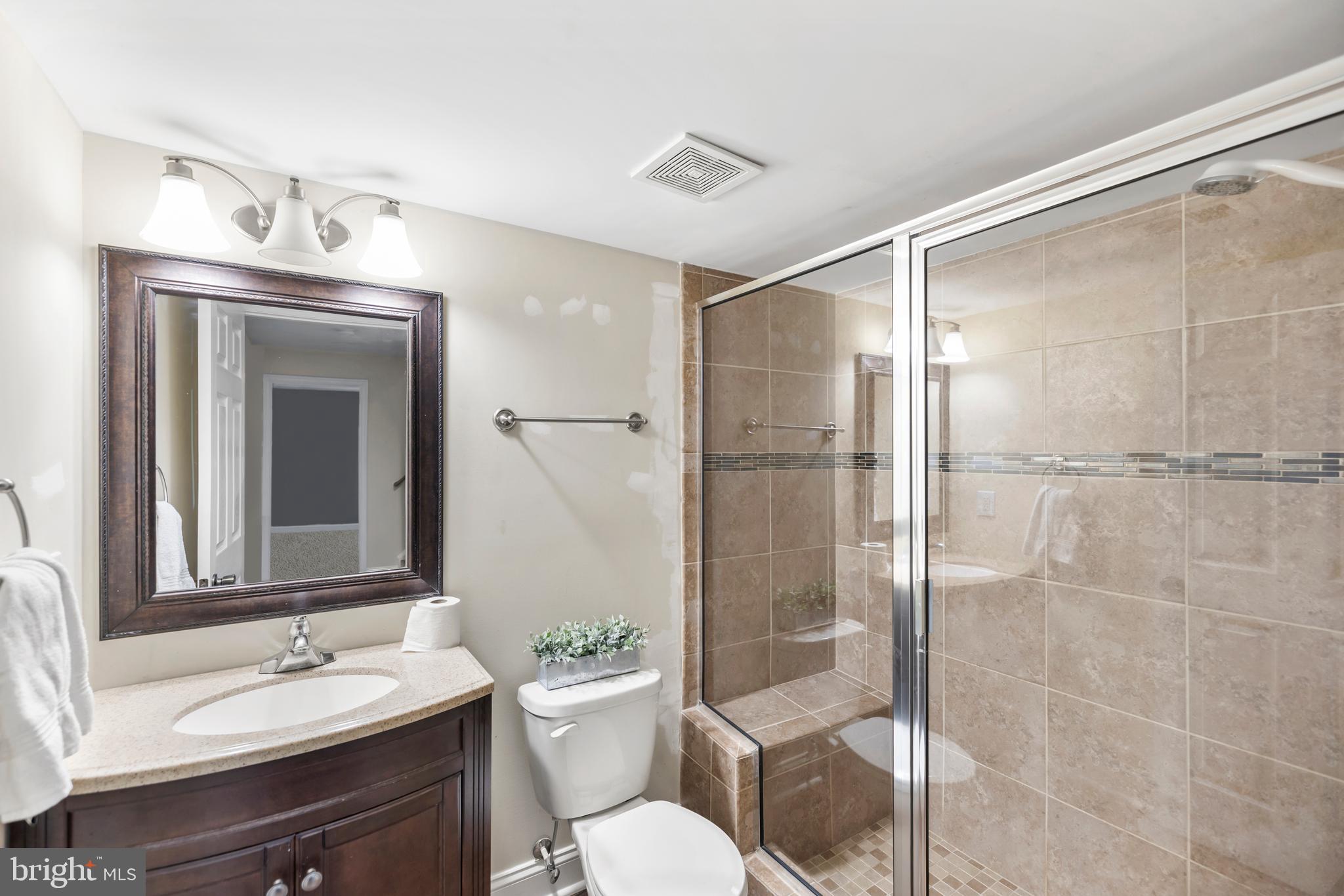 LEE'S CROSSING - Residential