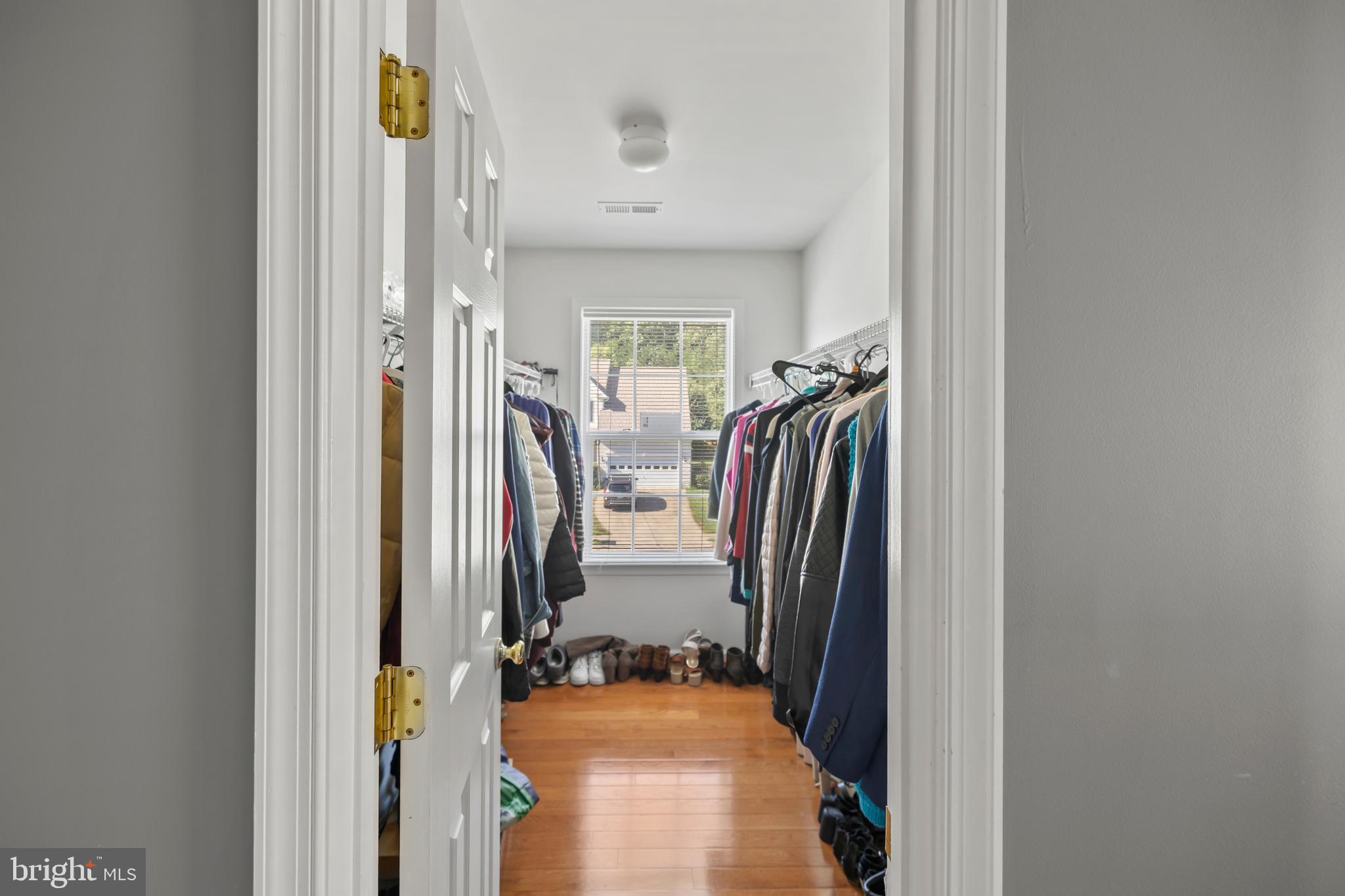 LEE'S CROSSING - Residential