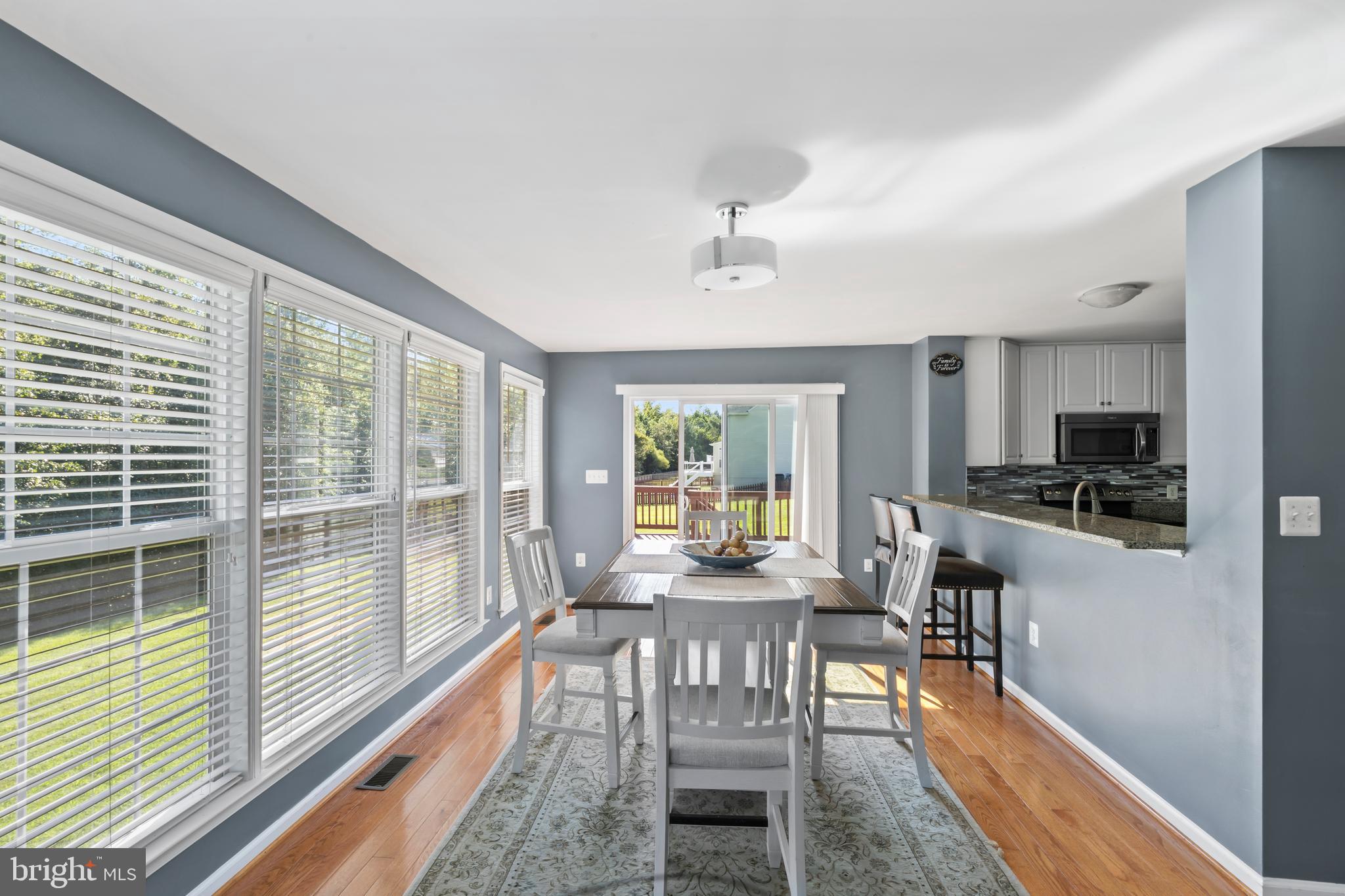 LEE'S CROSSING - Residential