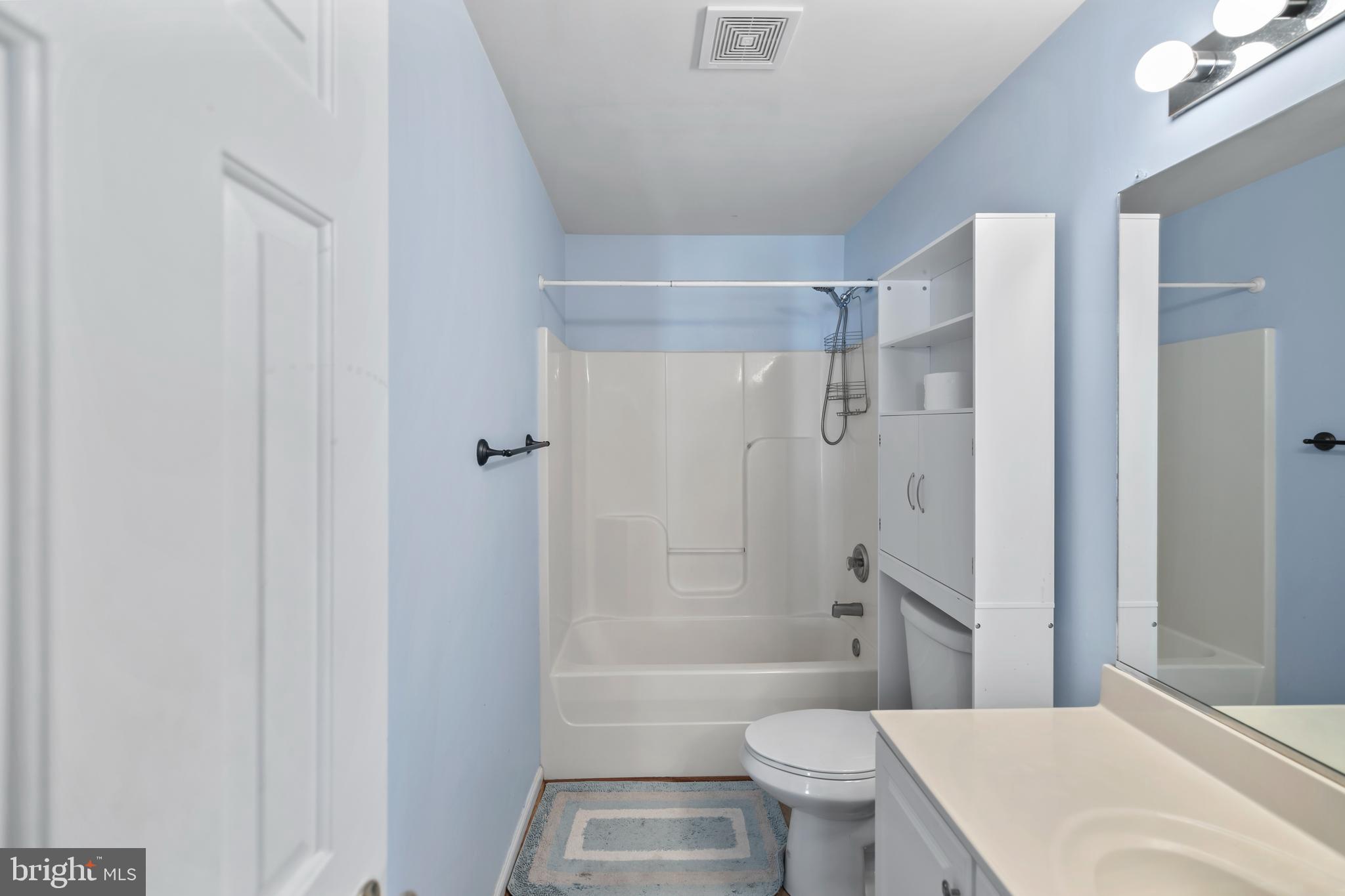 LEE'S CROSSING - Residential