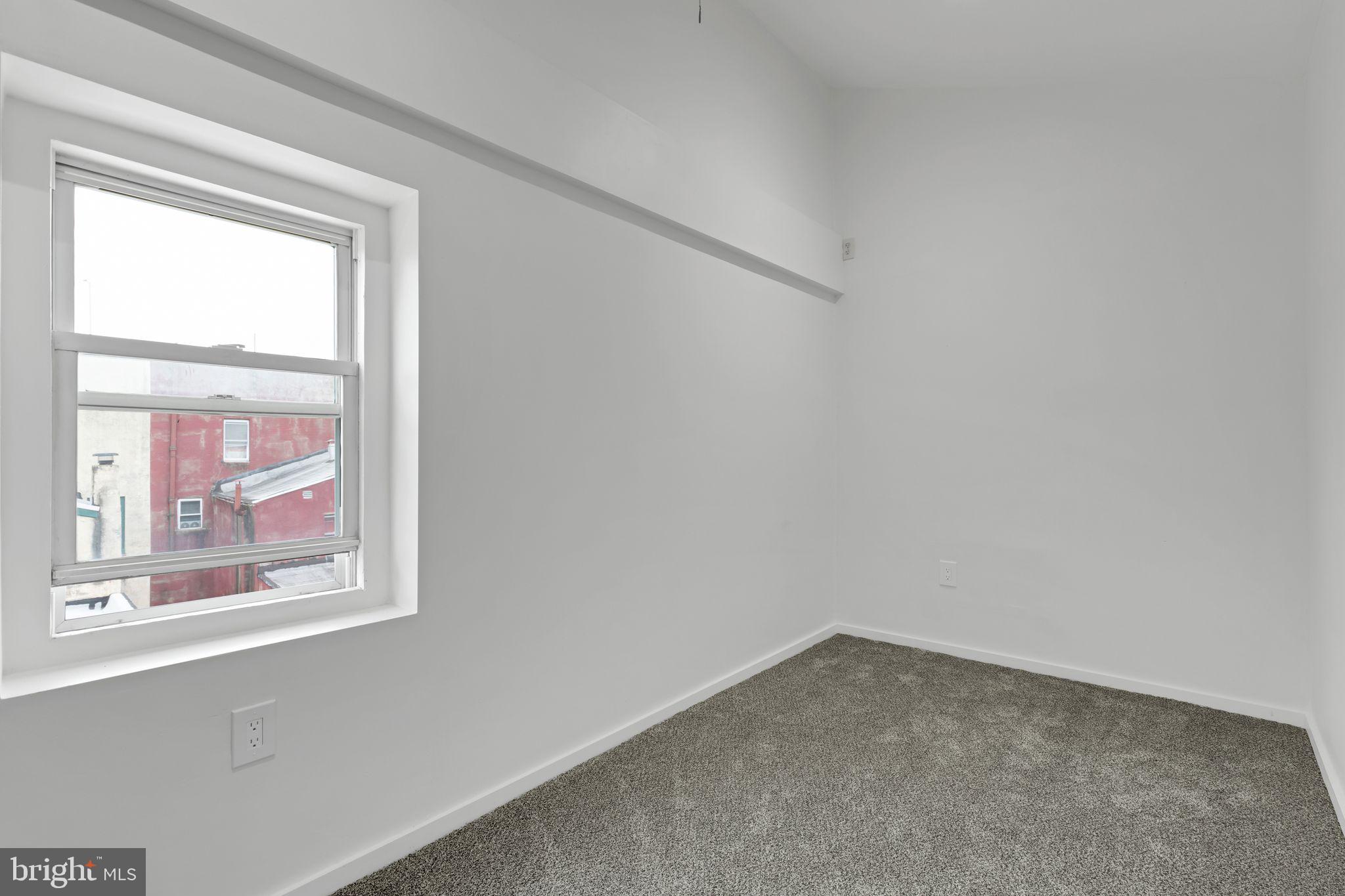 PORT RICHMOND - Residential