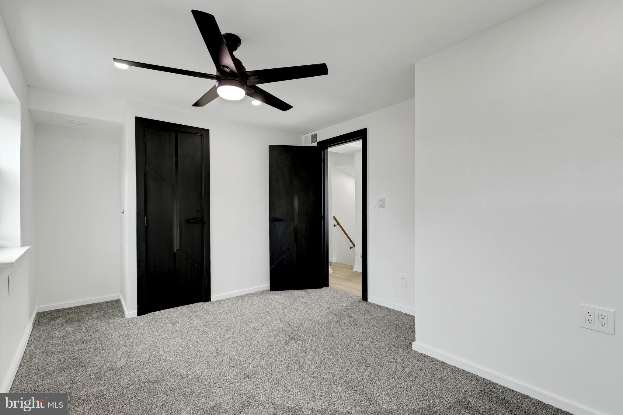 PORT RICHMOND - Residential