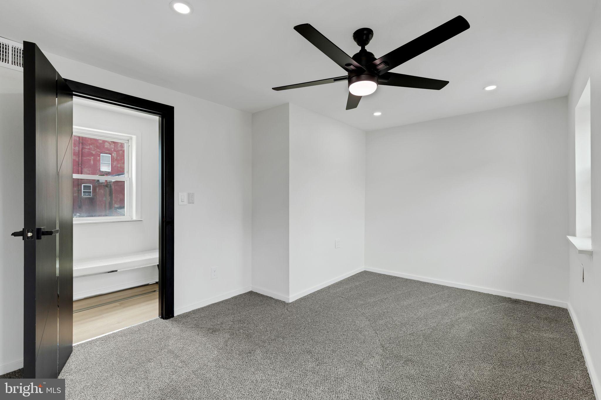 PORT RICHMOND - Residential