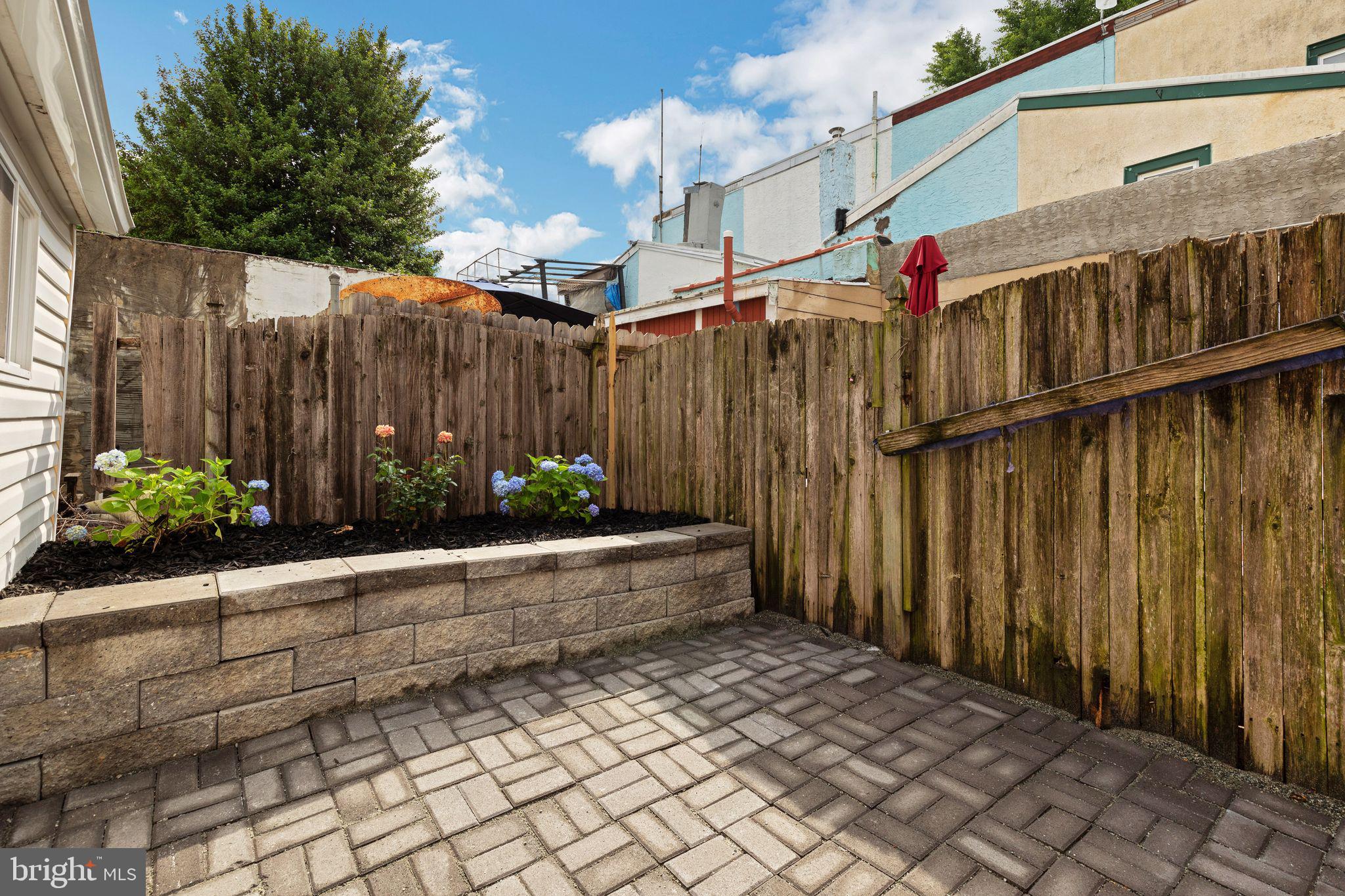 PORT RICHMOND - Residential