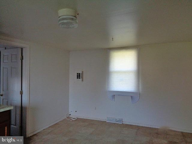 82 CASTLE HEIGHTS AVENUE