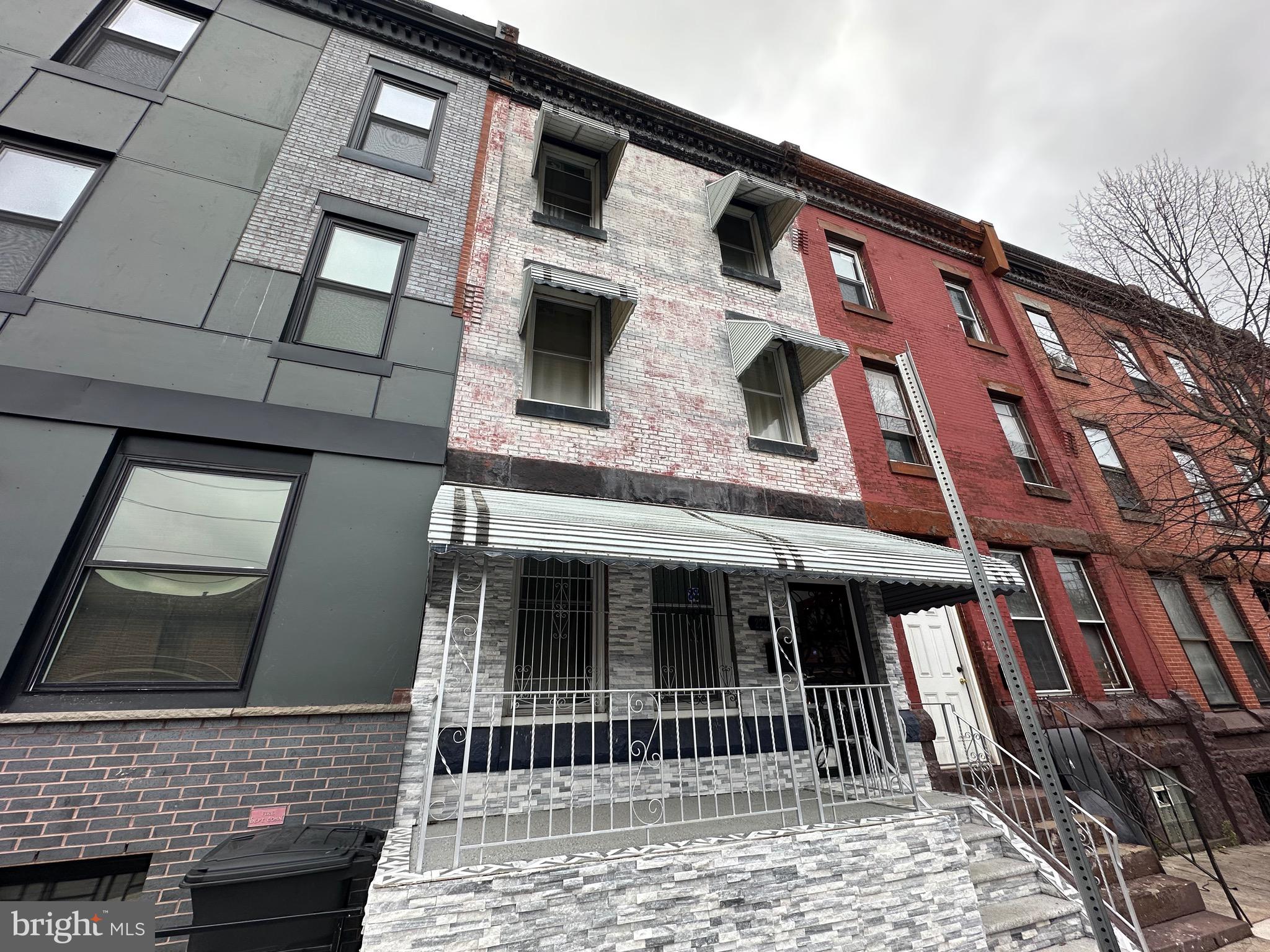 PHILADELPHIA (NORTH) - Residential Lease