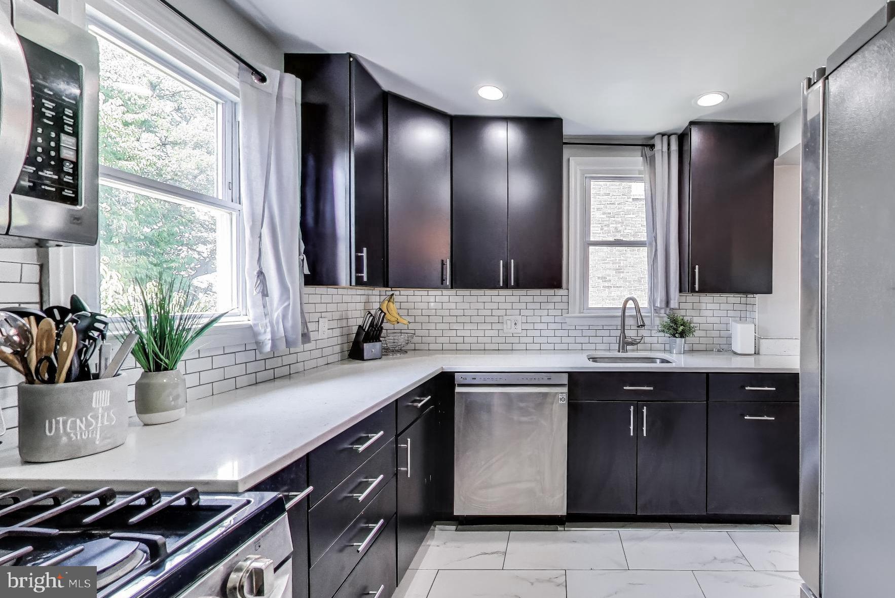 ROGERS HEIGHTS - Residential