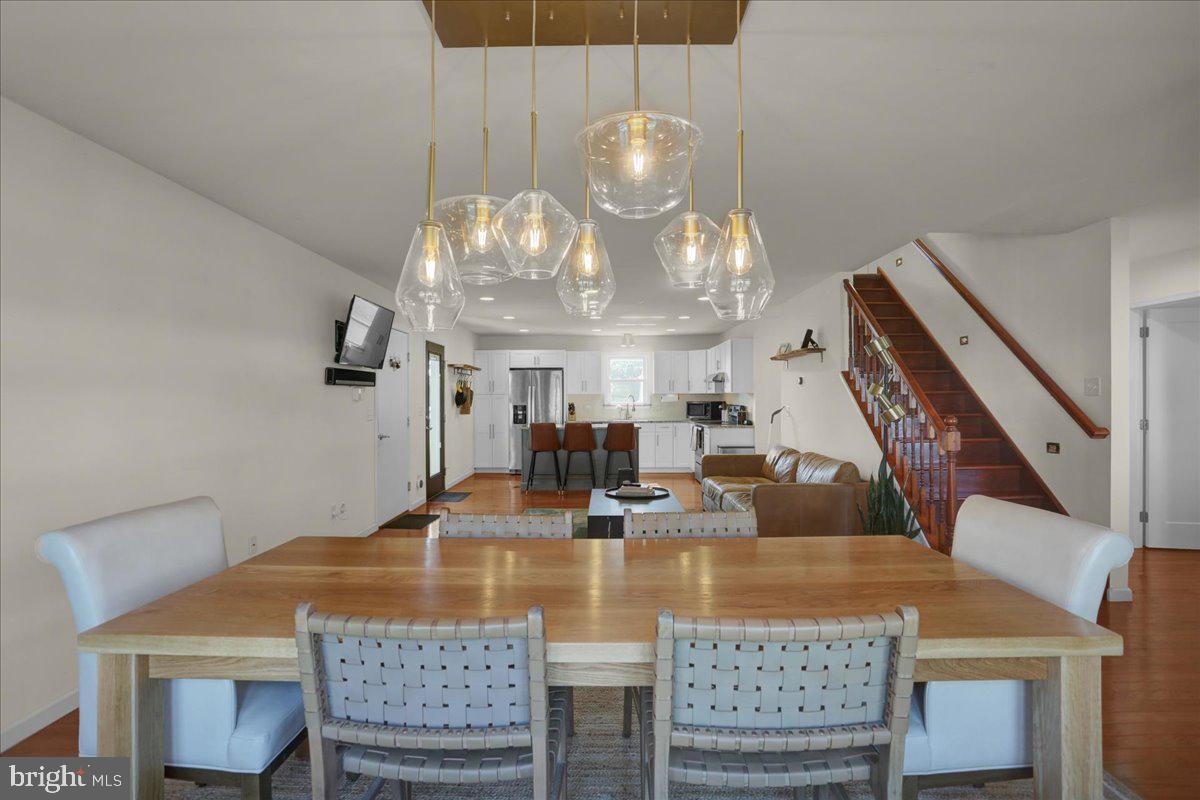 5 ELM AVENUE