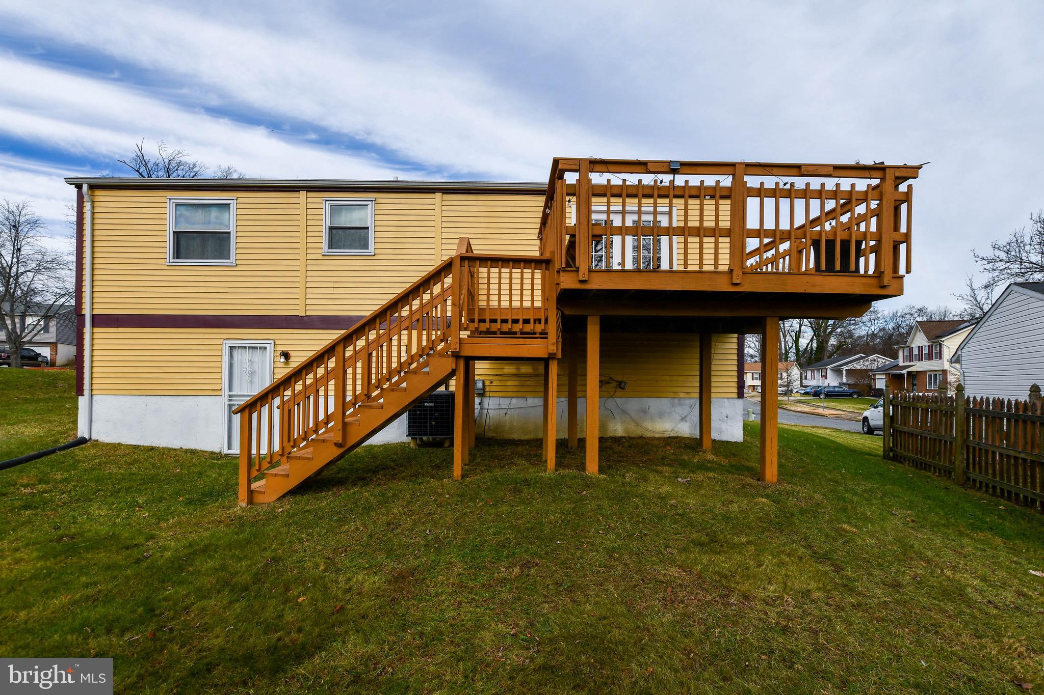 WILLOW HILLS - Residential