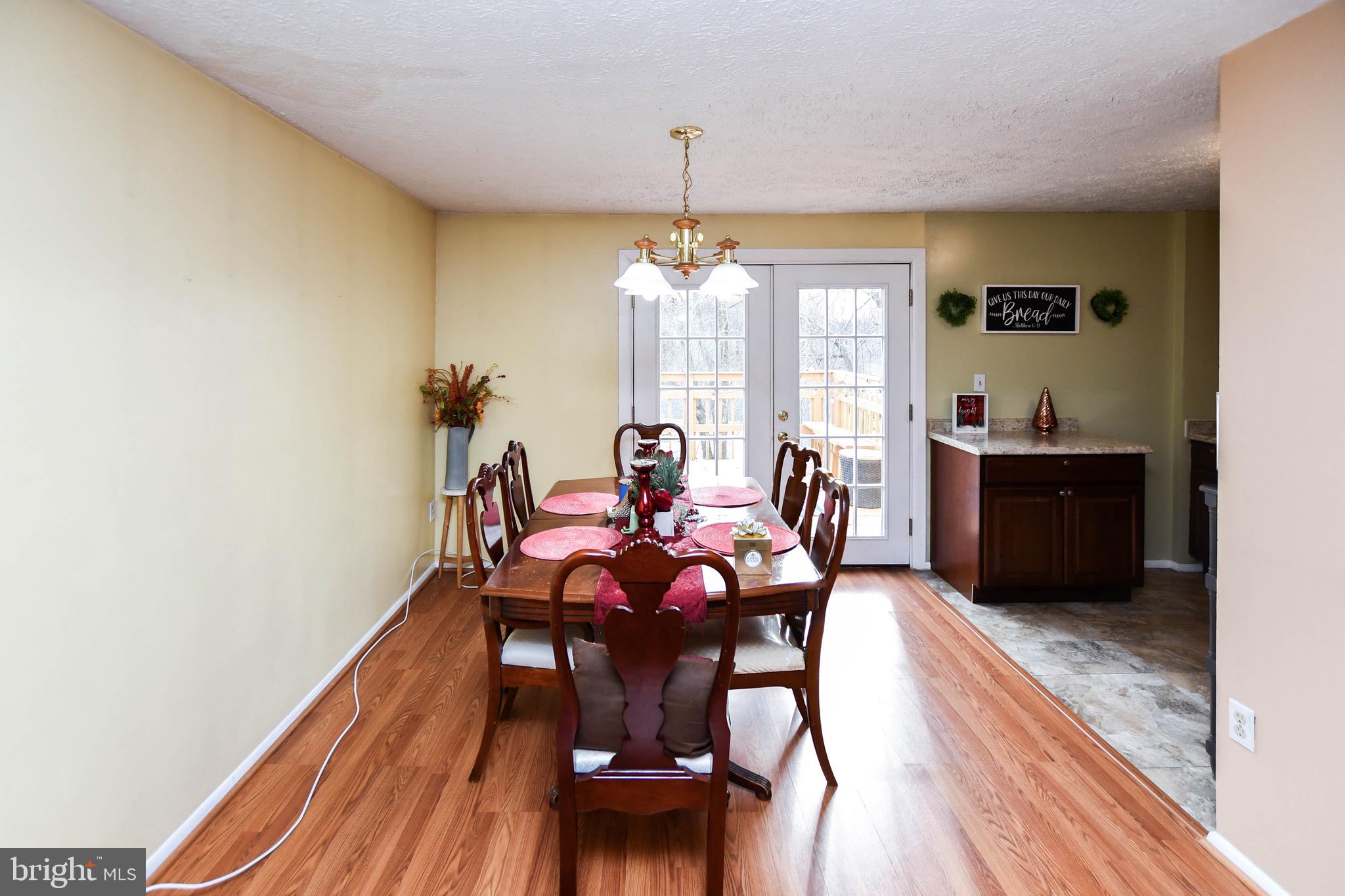 WILLOW HILLS - Residential