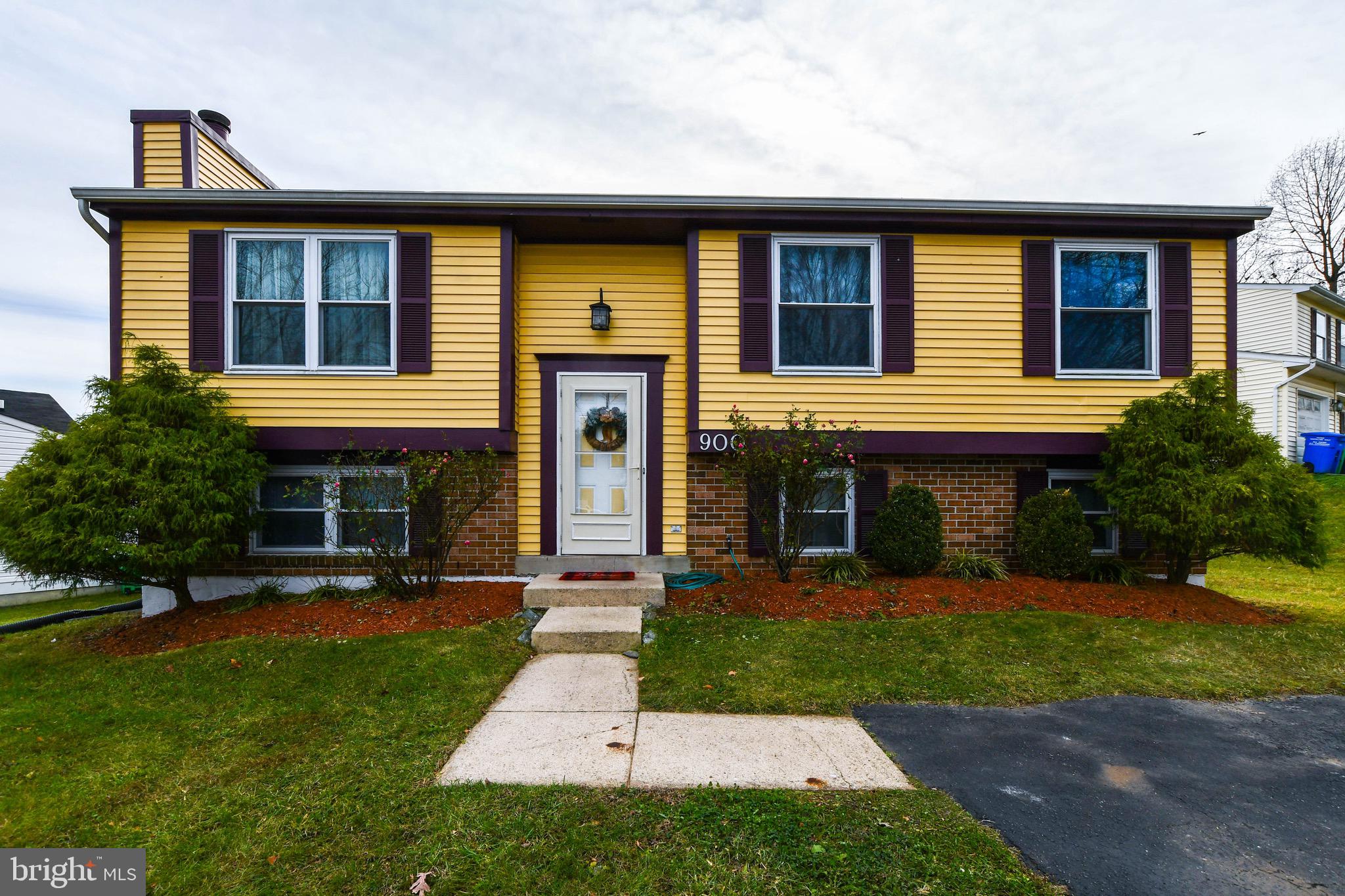 WILLOW HILLS - Residential